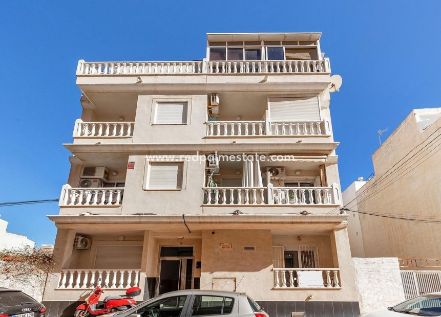 Resale - Apartments -
Torrevieja - La Mata