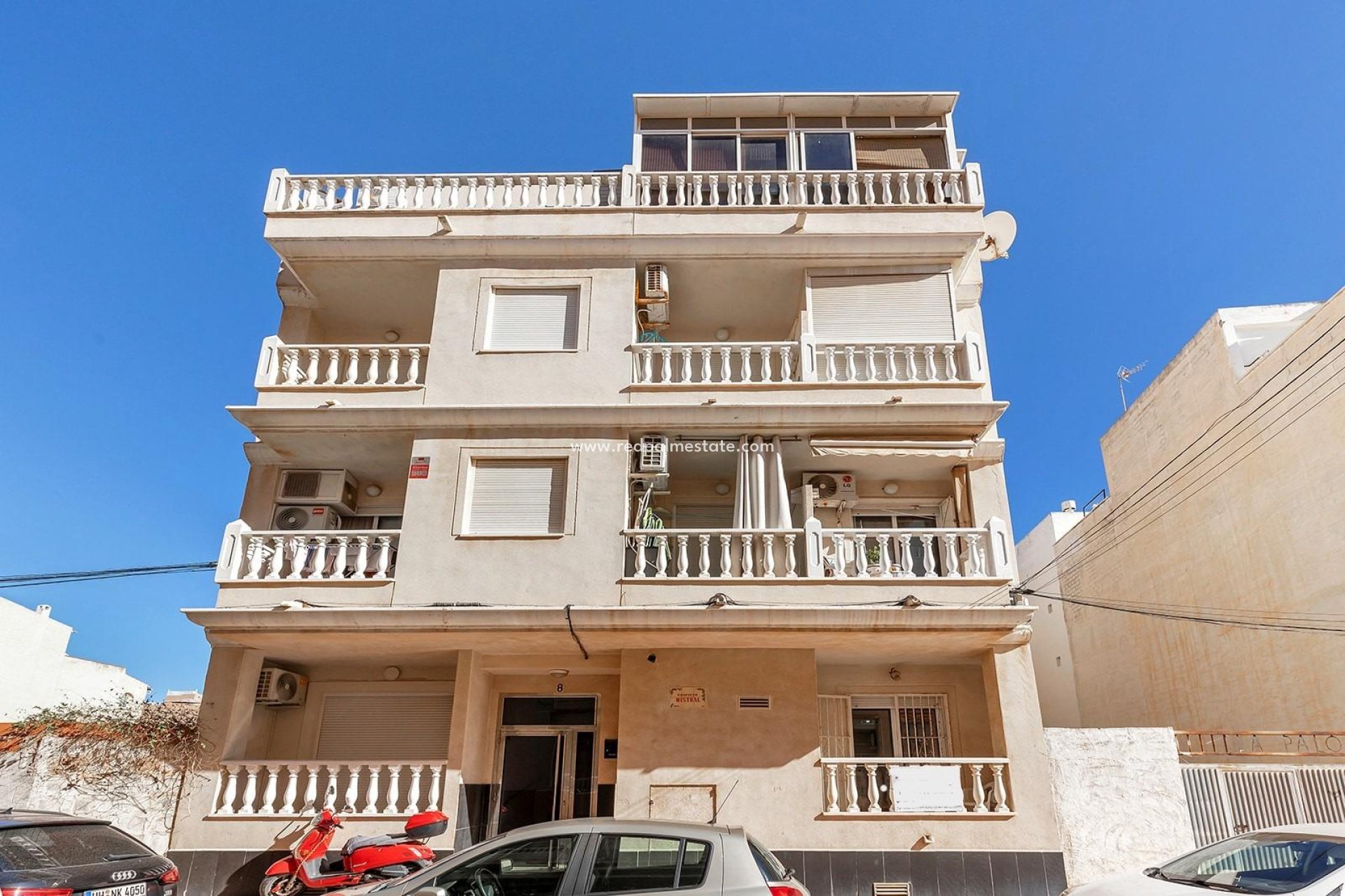 Resale - Apartments -
Torrevieja - La Mata