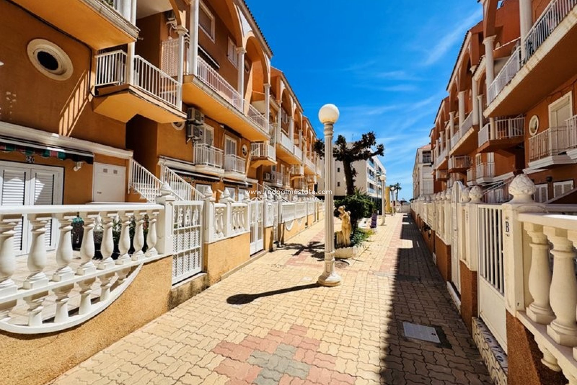 Resale - Apartments -
Torrevieja - La Mata