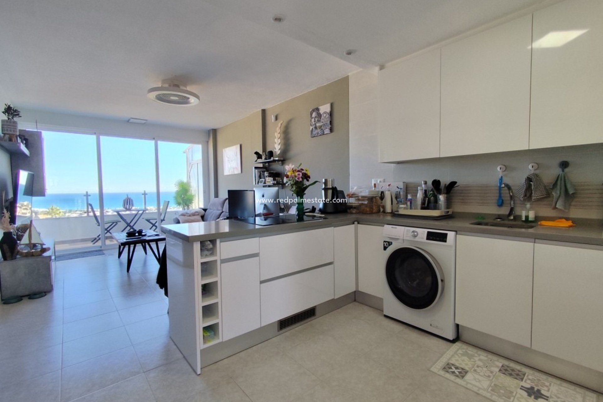 Resale - Apartments -
Torrevieja - La Mata