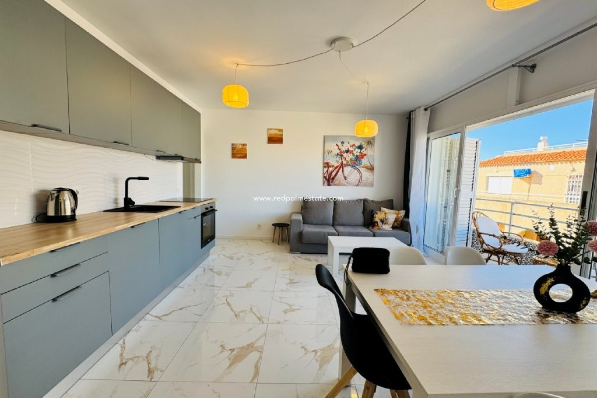 Resale - Apartments -
Torrevieja - La Mata