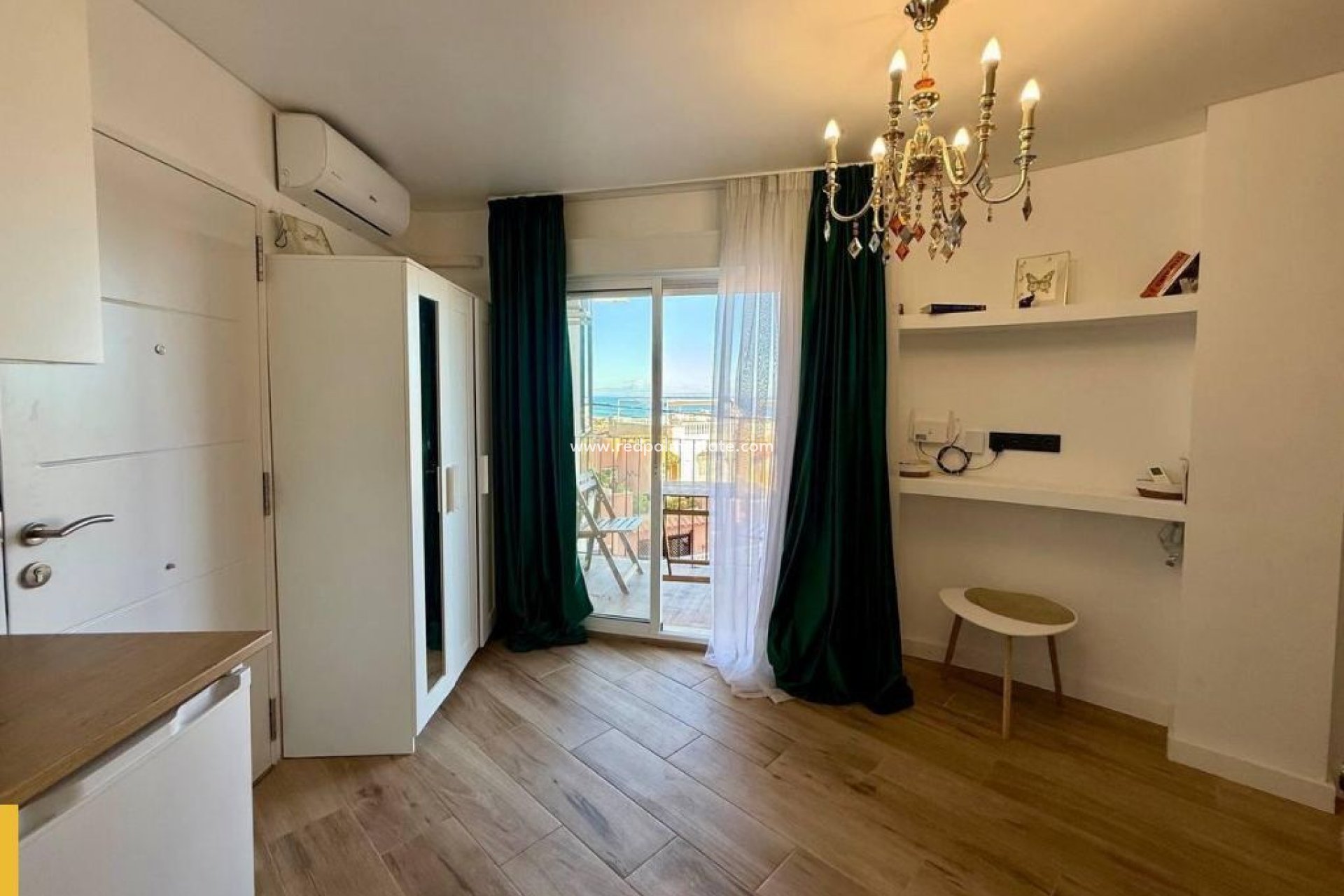 Resale - Apartments -
Torrevieja - La Mata