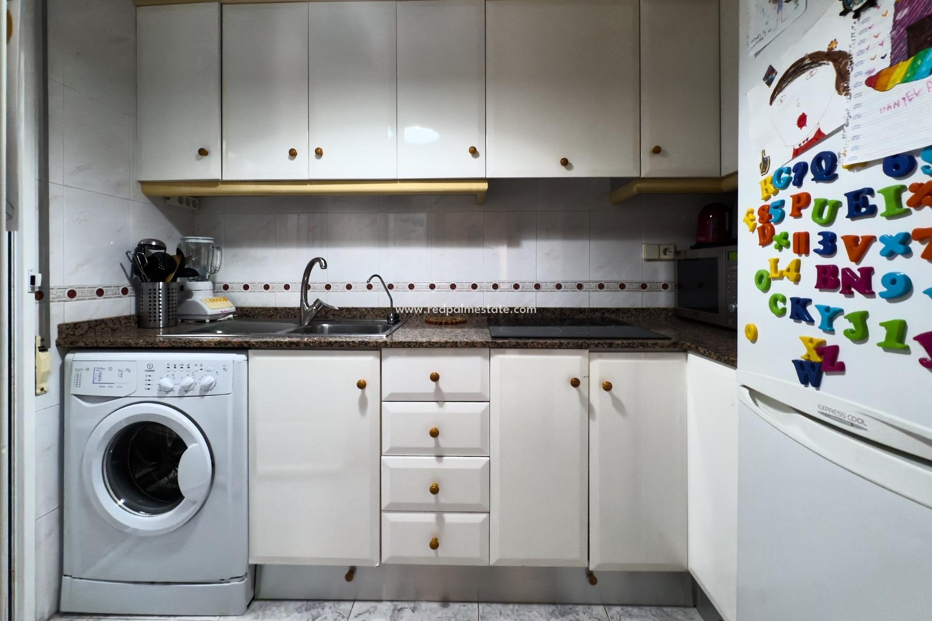 Resale - Apartments -
Torrevieja - La Mata