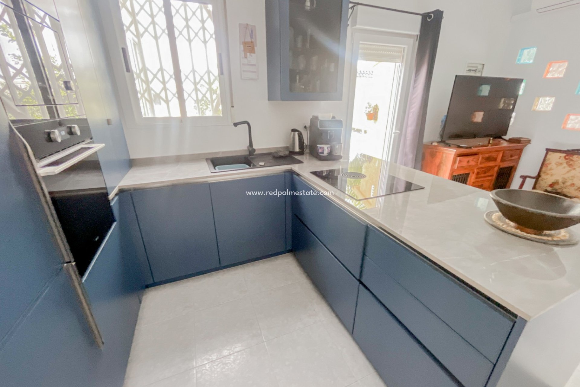 Resale - Apartments -
Torrevieja - La Mata