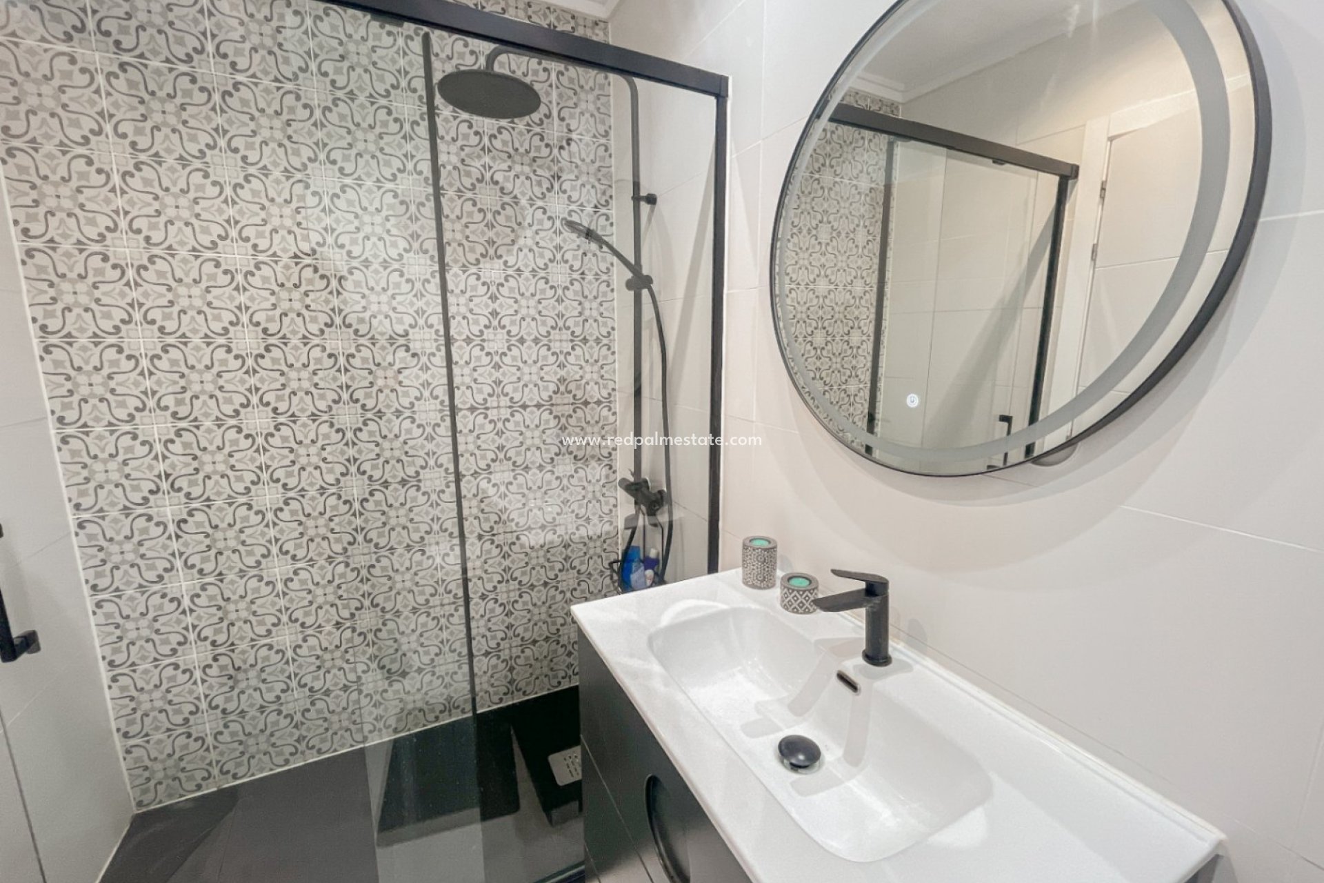 Resale - Apartments -
Torrevieja - La Mata