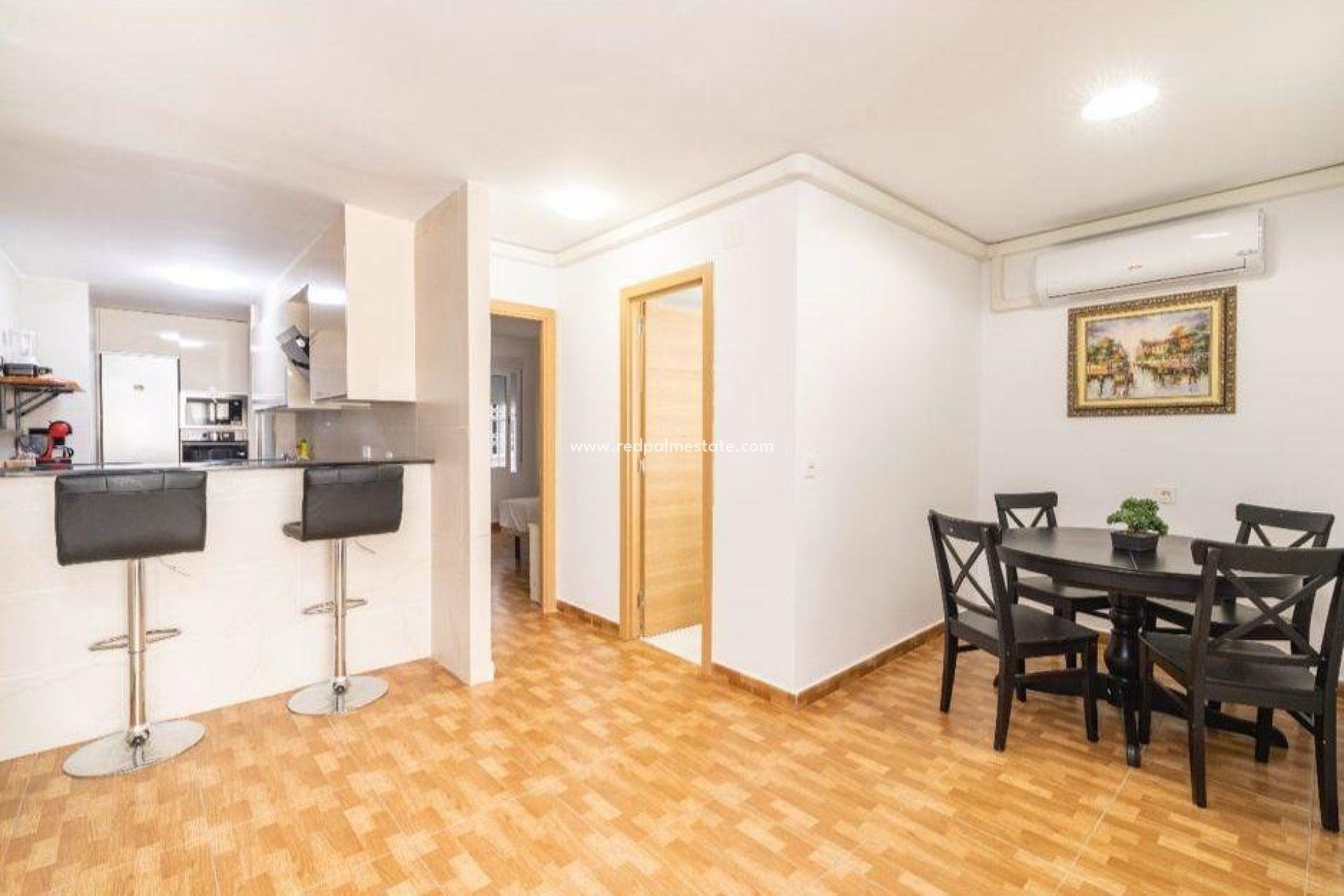 Resale - Apartments -
Torrevieja - La Mata