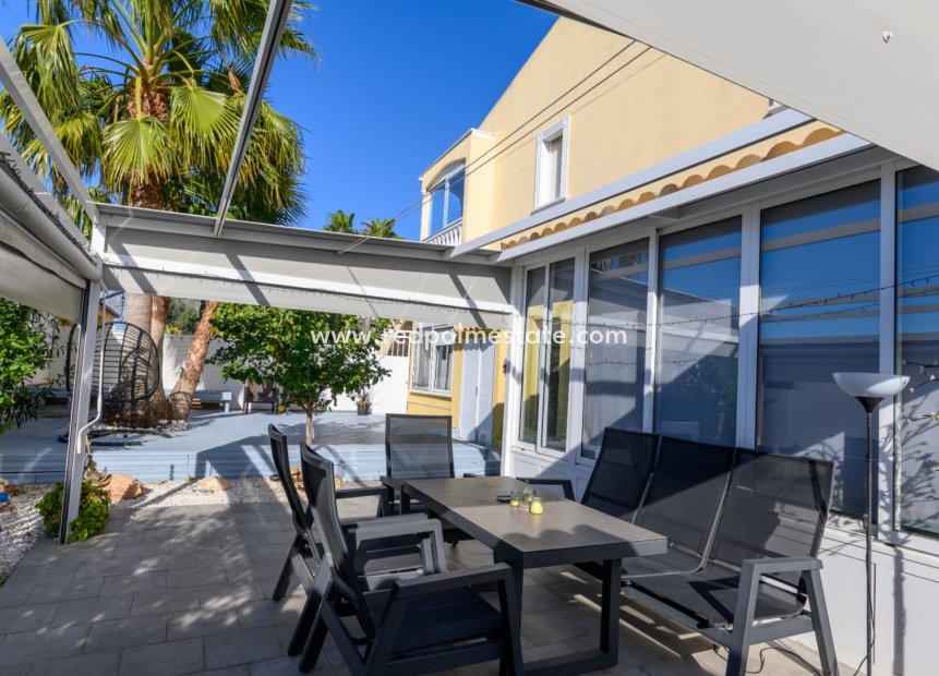 Resale - Apartments -
Torrevieja - La Mata