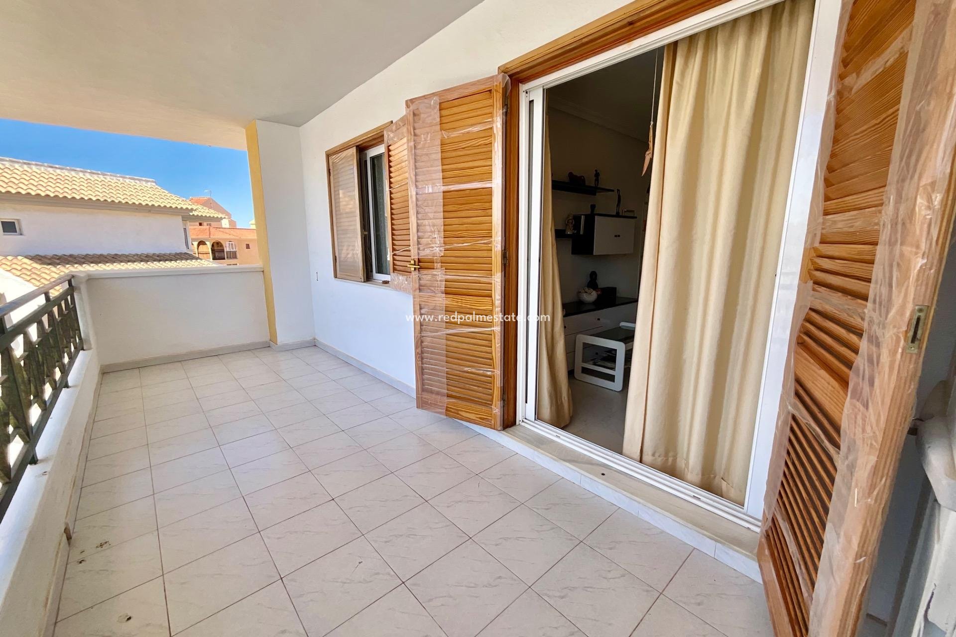 Resale - Apartments -
Torrevieja - La Mata