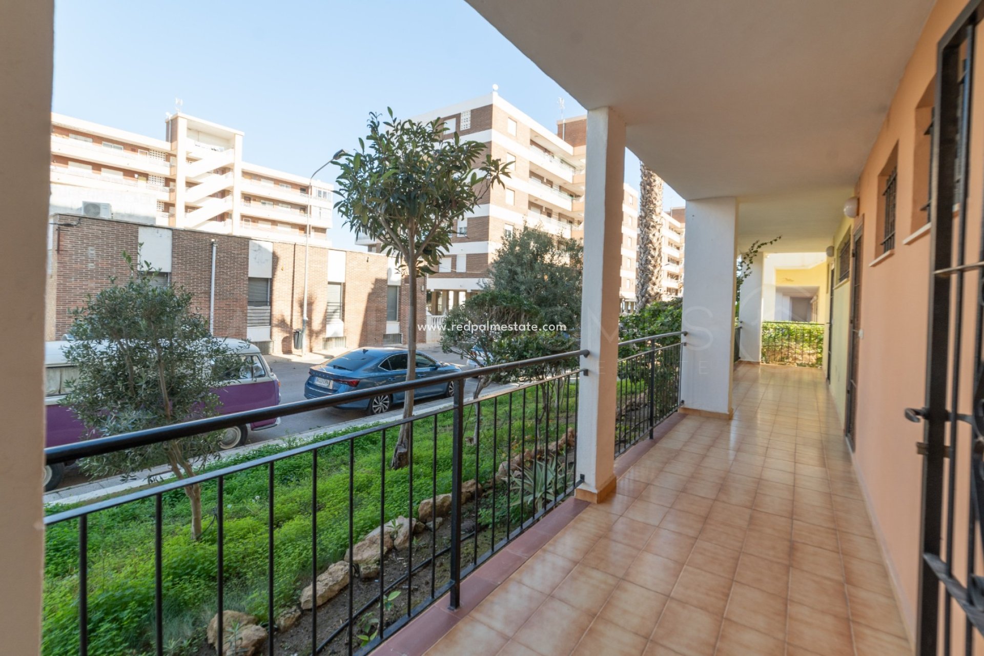 Resale - Apartments -
Torrevieja - La Veleta