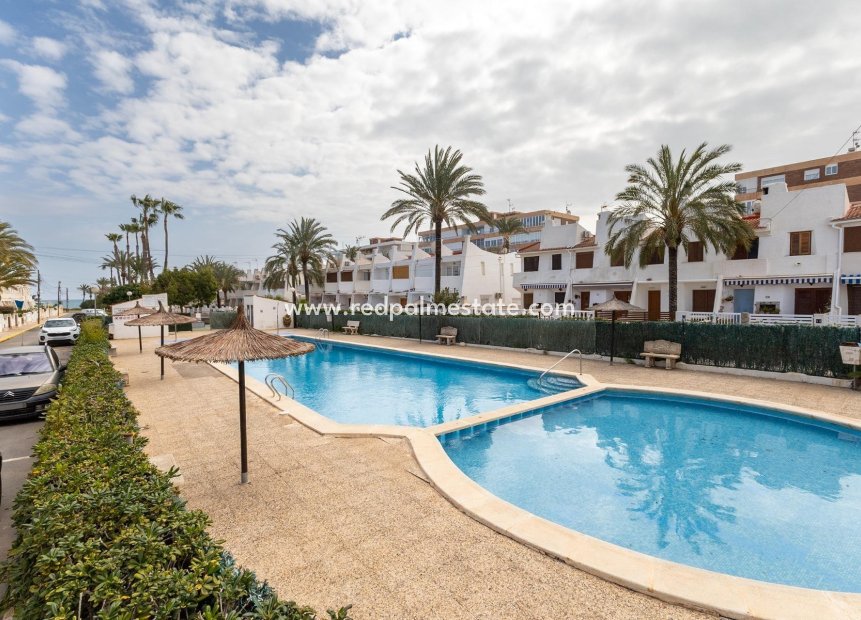 Resale - Apartments -
Torrevieja - La Veleta