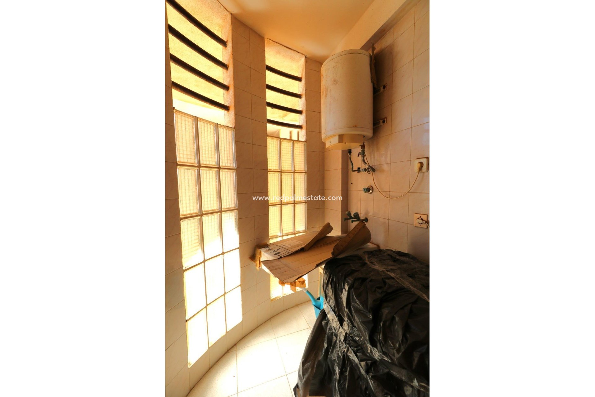 Resale - Apartments -
Torrevieja - La Veleta