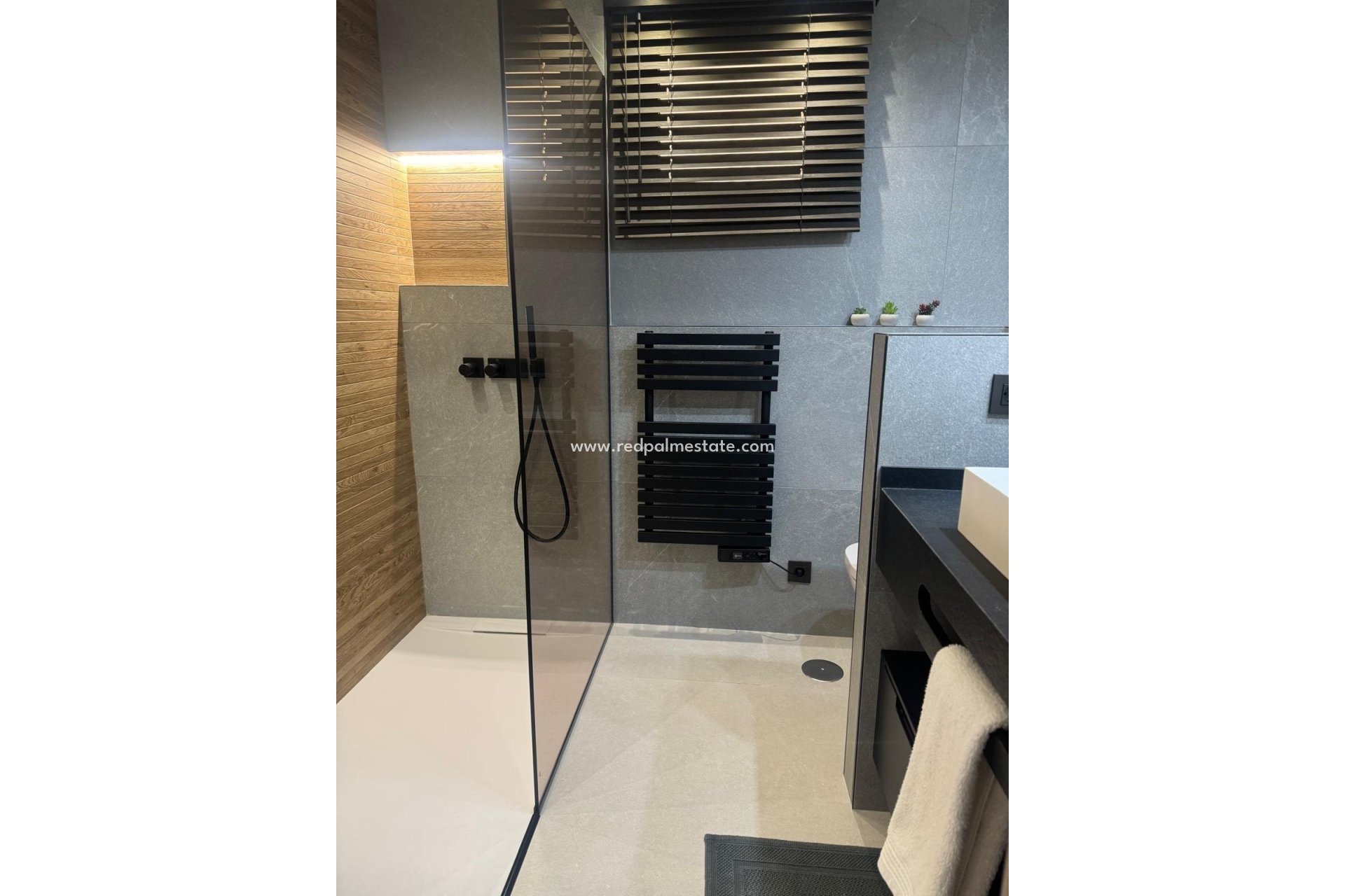 Resale - Apartments -
Torrevieja - La Veleta