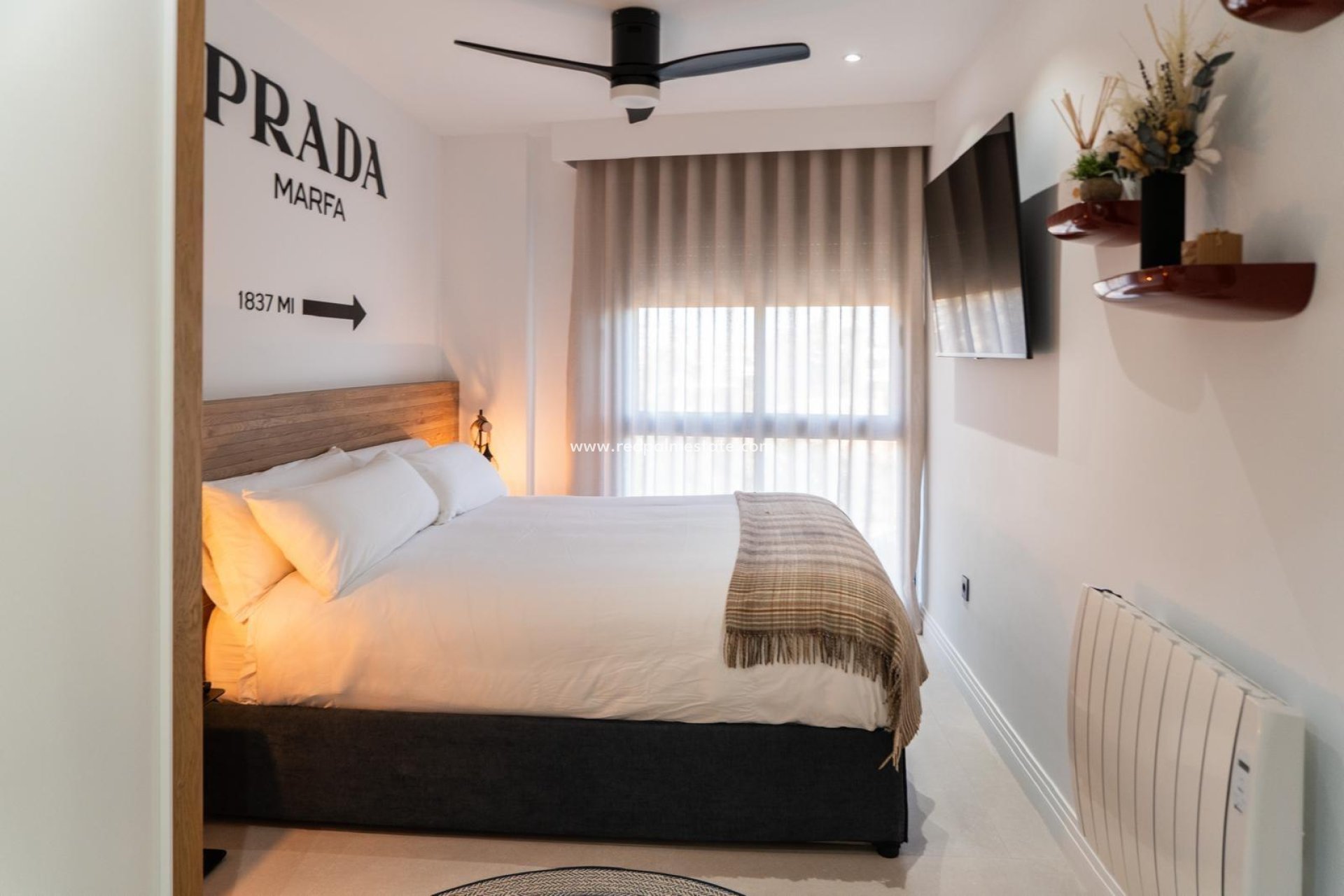 Resale - Apartments -
Torrevieja - La Veleta