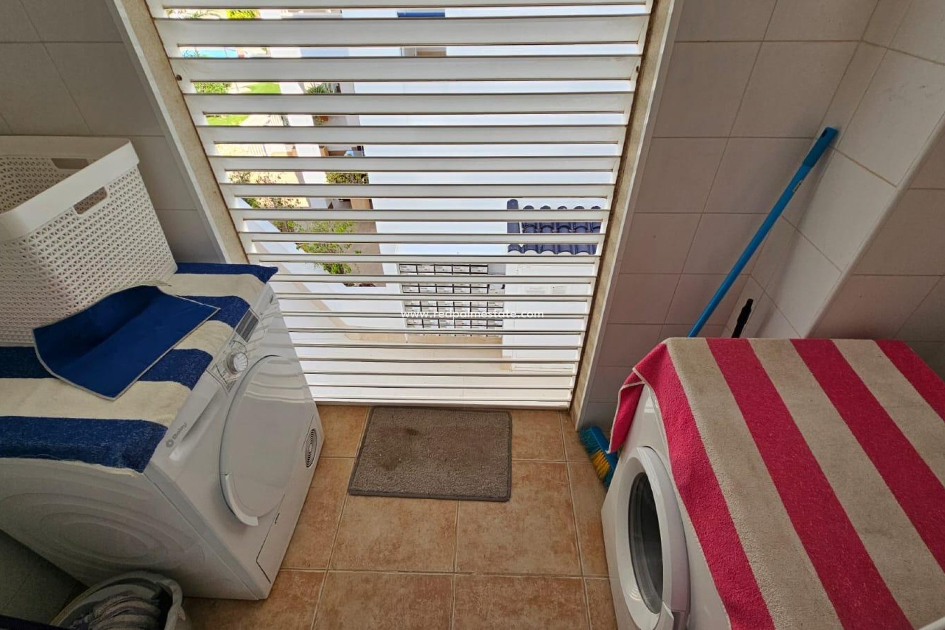 Resale - Apartments -
Torrevieja - La Veleta