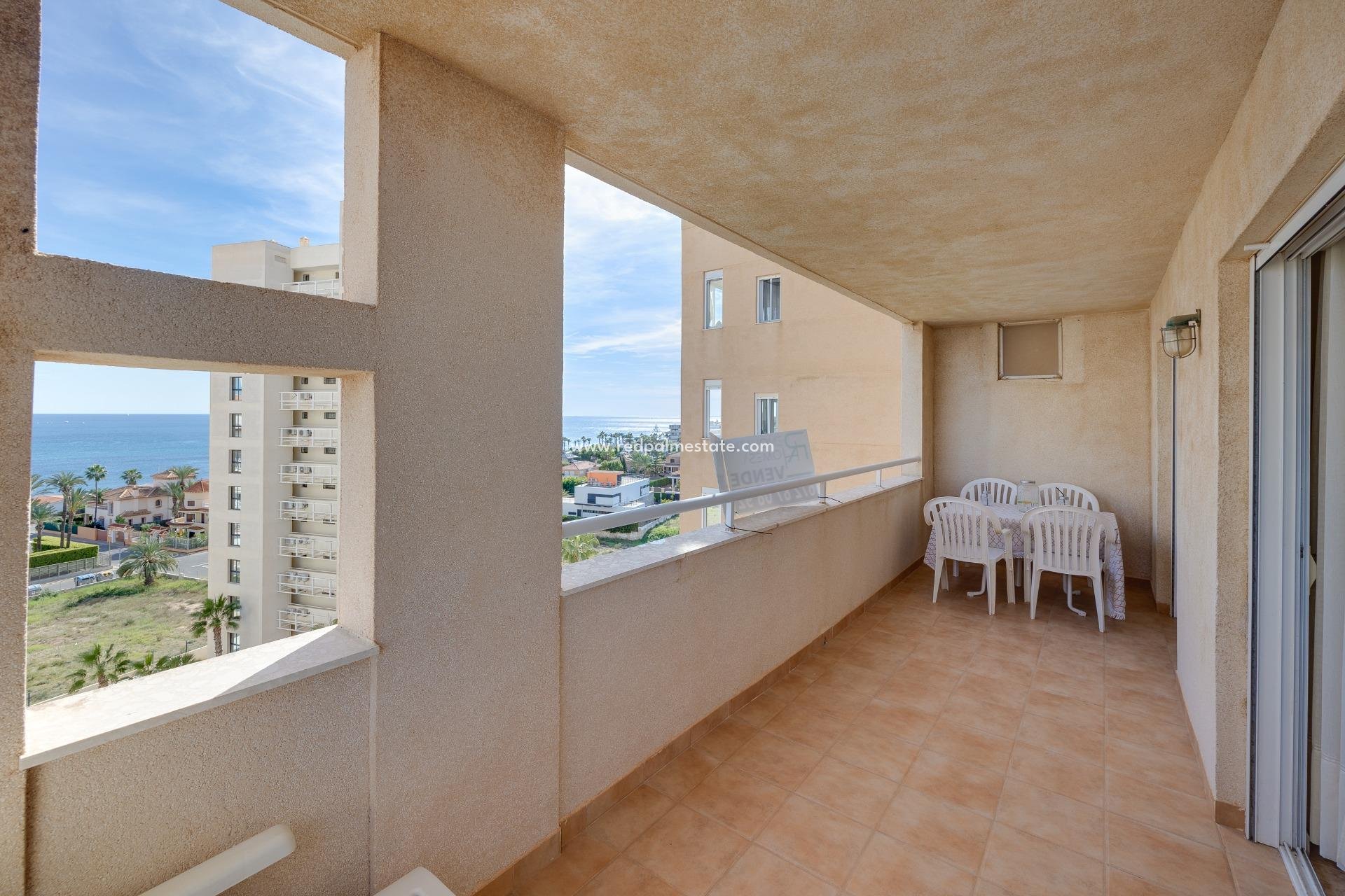 Resale - Apartments -
Torrevieja - La Veleta