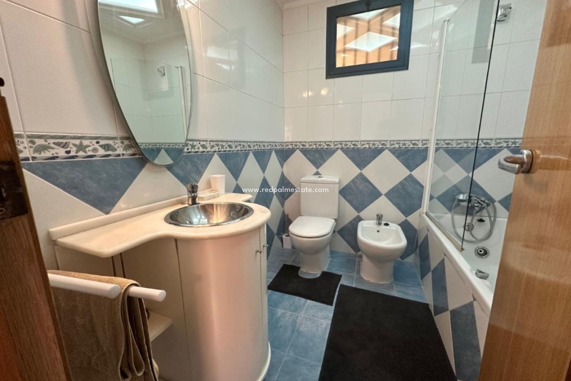 Resale - Apartments -
Torrevieja - La Veleta