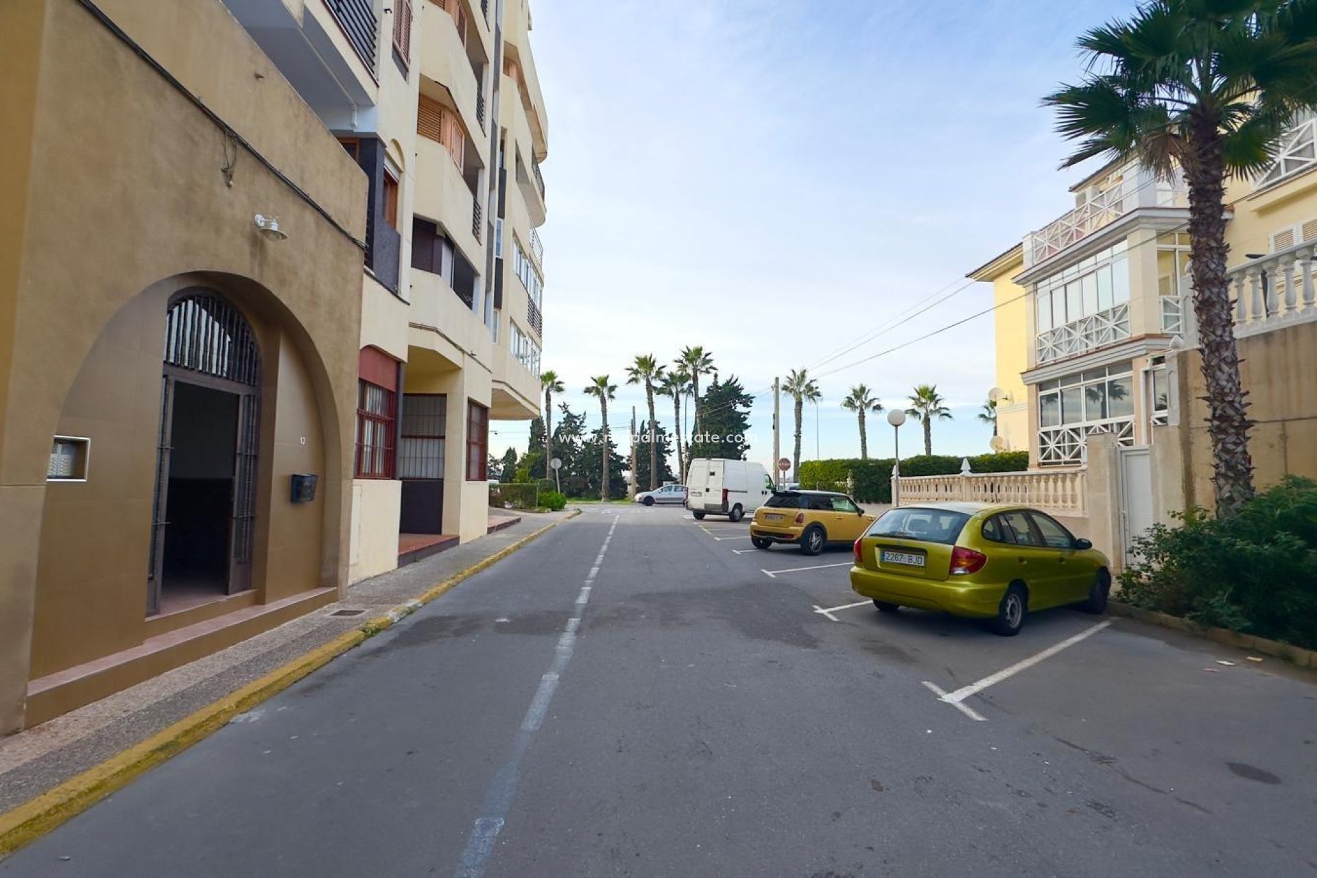 Resale - Apartments -
Torrevieja - La Veleta