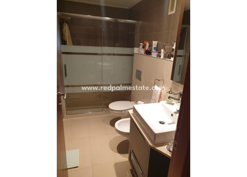 Resale - Apartments -
Torrevieja - Las Piscinas Naturales