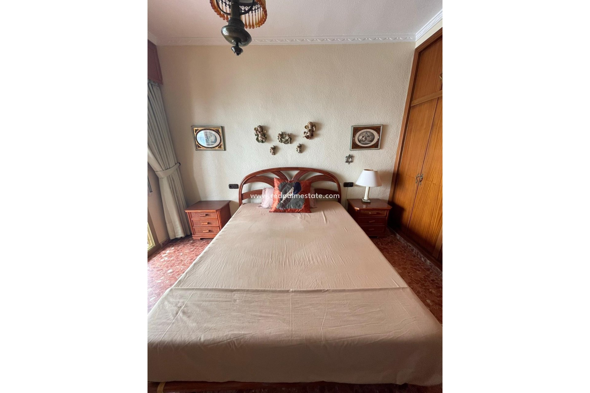 Resale - Apartments -
Torrevieja - Las Piscinas Naturales