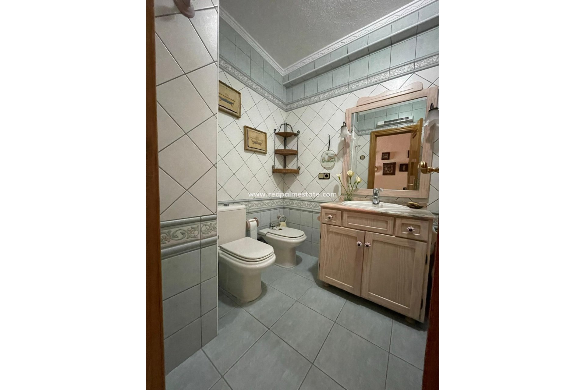 Resale - Apartments -
Torrevieja - Las Piscinas Naturales