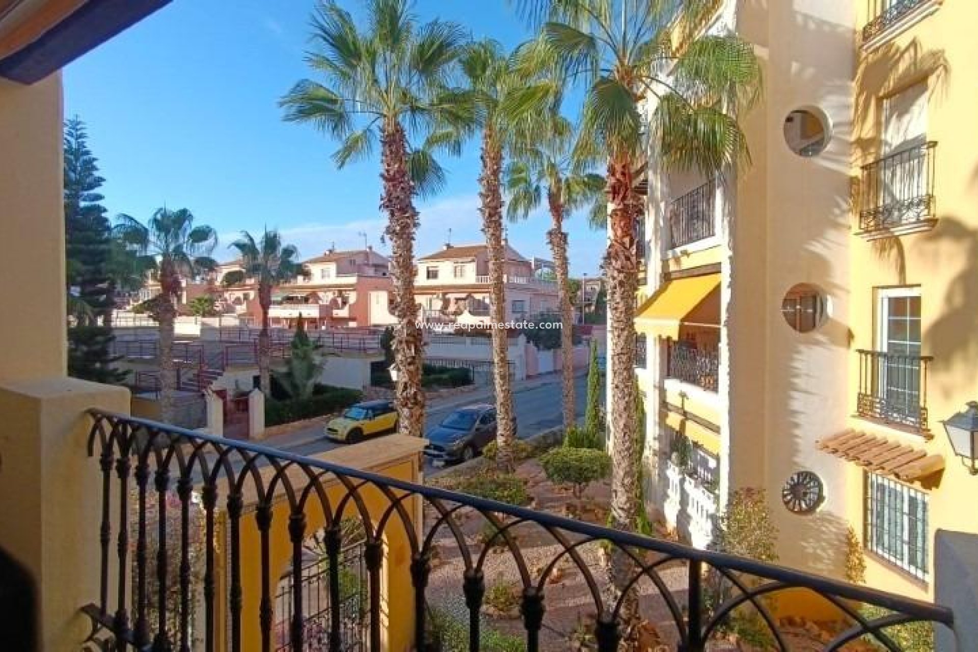 Resale - Apartments -
Torrevieja - Los Frutales