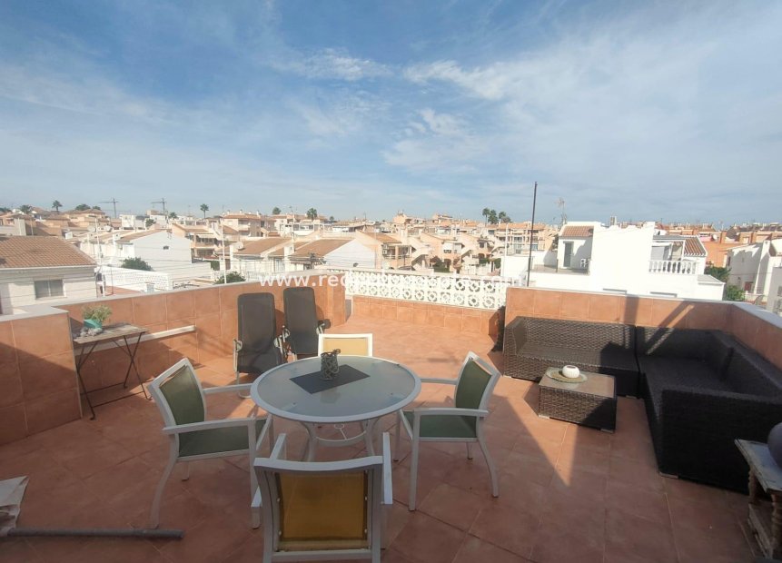Resale - Apartments -
Torrevieja - Los Frutales