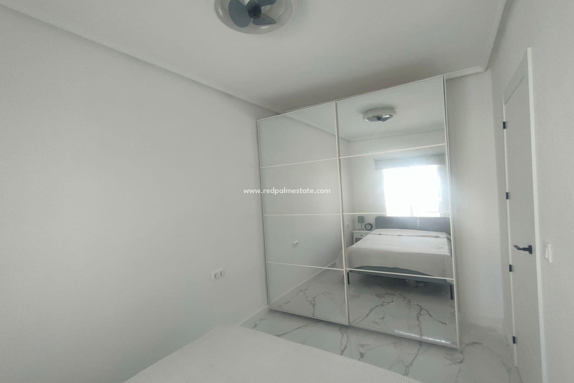 Resale - Apartments -
Torrevieja - Los Frutales