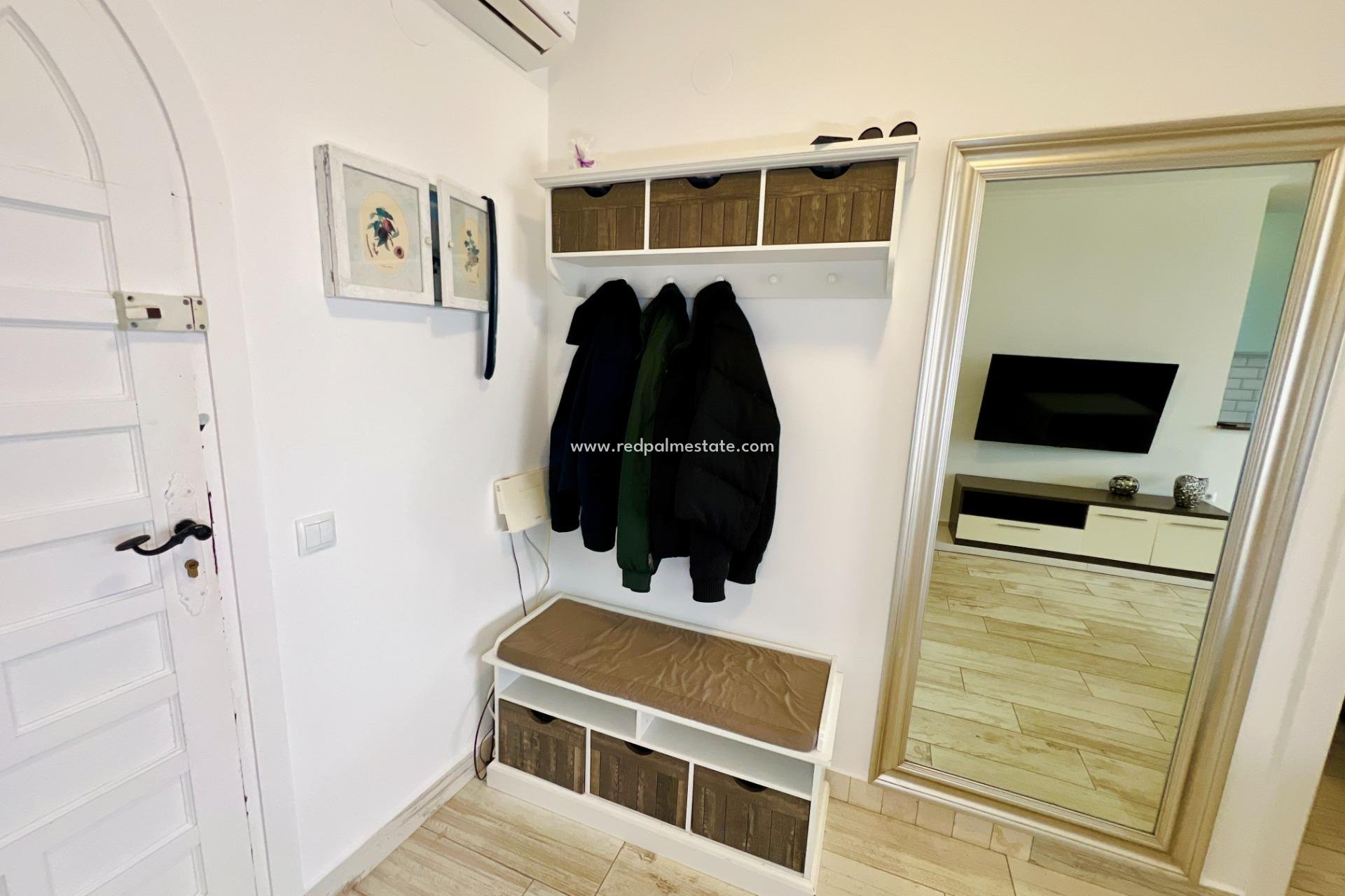 Resale - Apartments -
Torrevieja - Miramar - Torre Del Moro