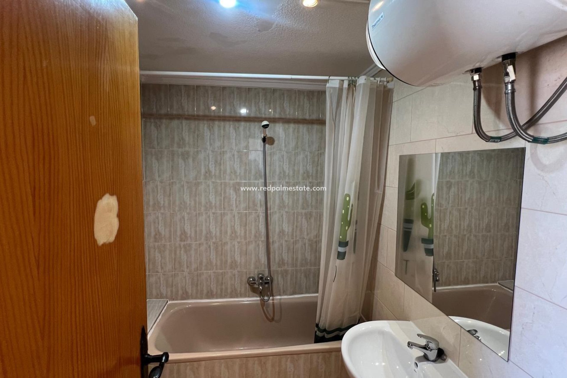 Resale - Apartments -
Torrevieja - Miramar - Torre Del Moro