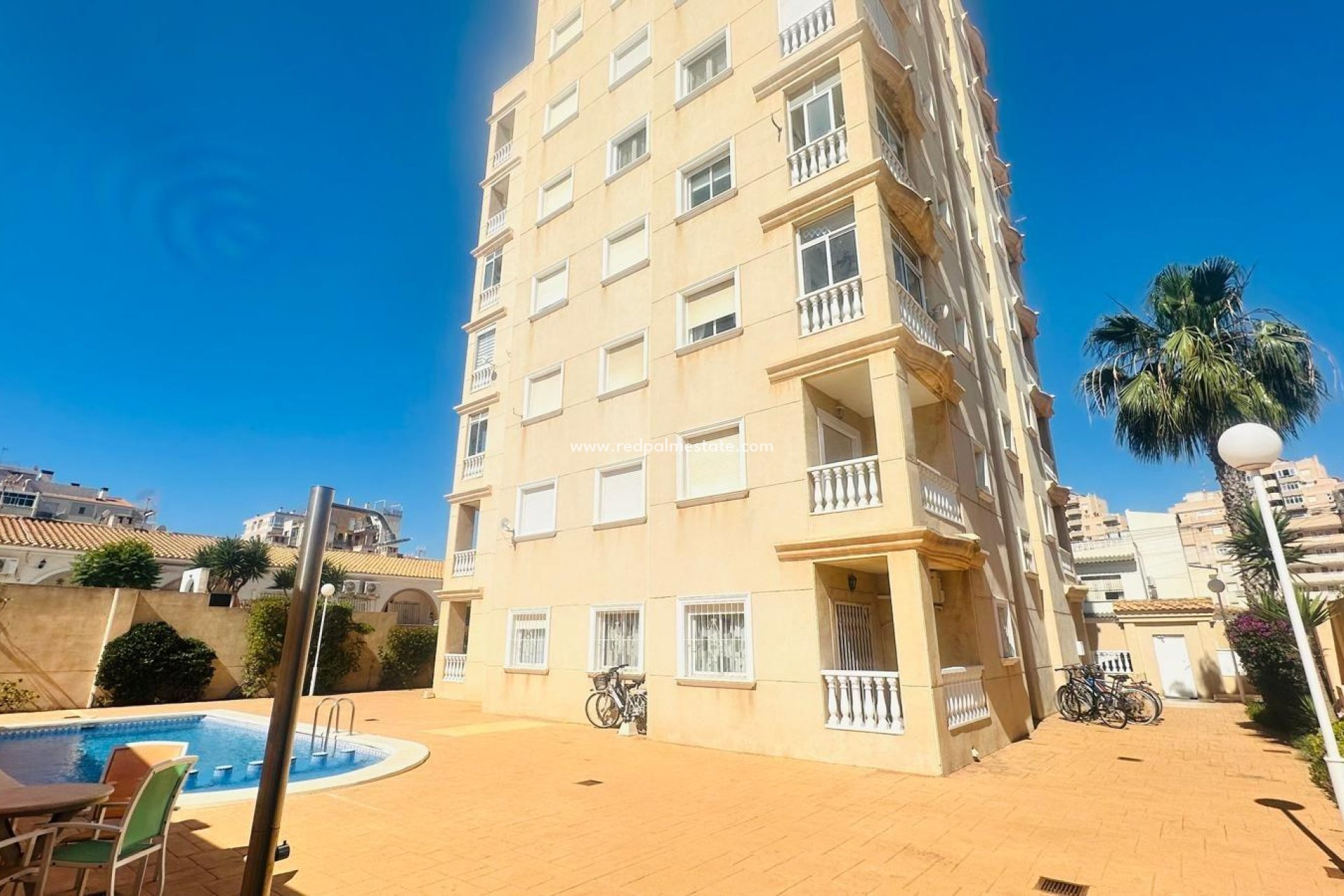 Resale - Apartments -
Torrevieja - Nueva Torrevieja - Aguas Nuevas