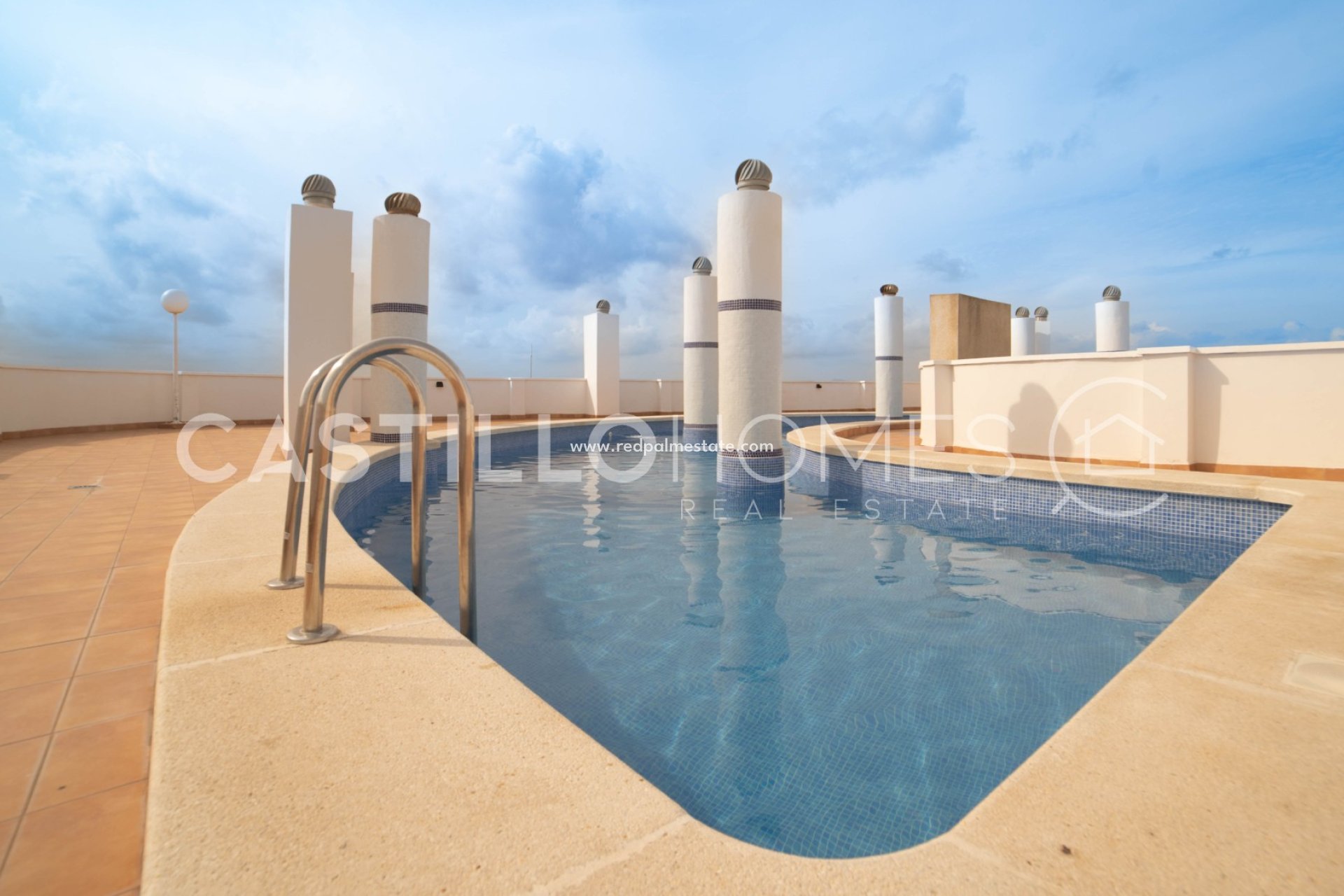 Resale - Apartments -
Torrevieja - Nueva Torrevieja - Aguas Nuevas