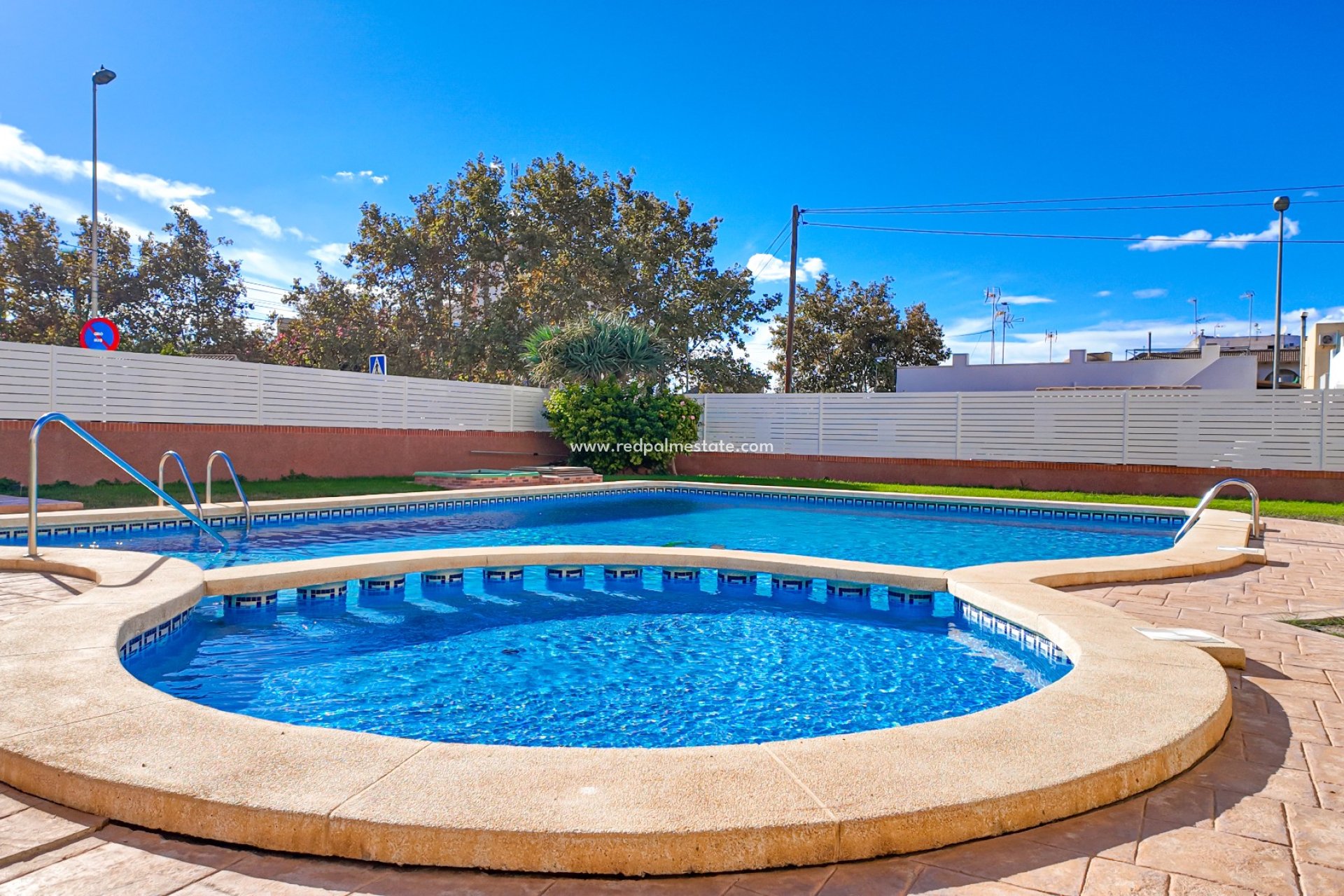 Resale - Apartments -
Torrevieja - Nueva Torrevieja - Aguas Nuevas