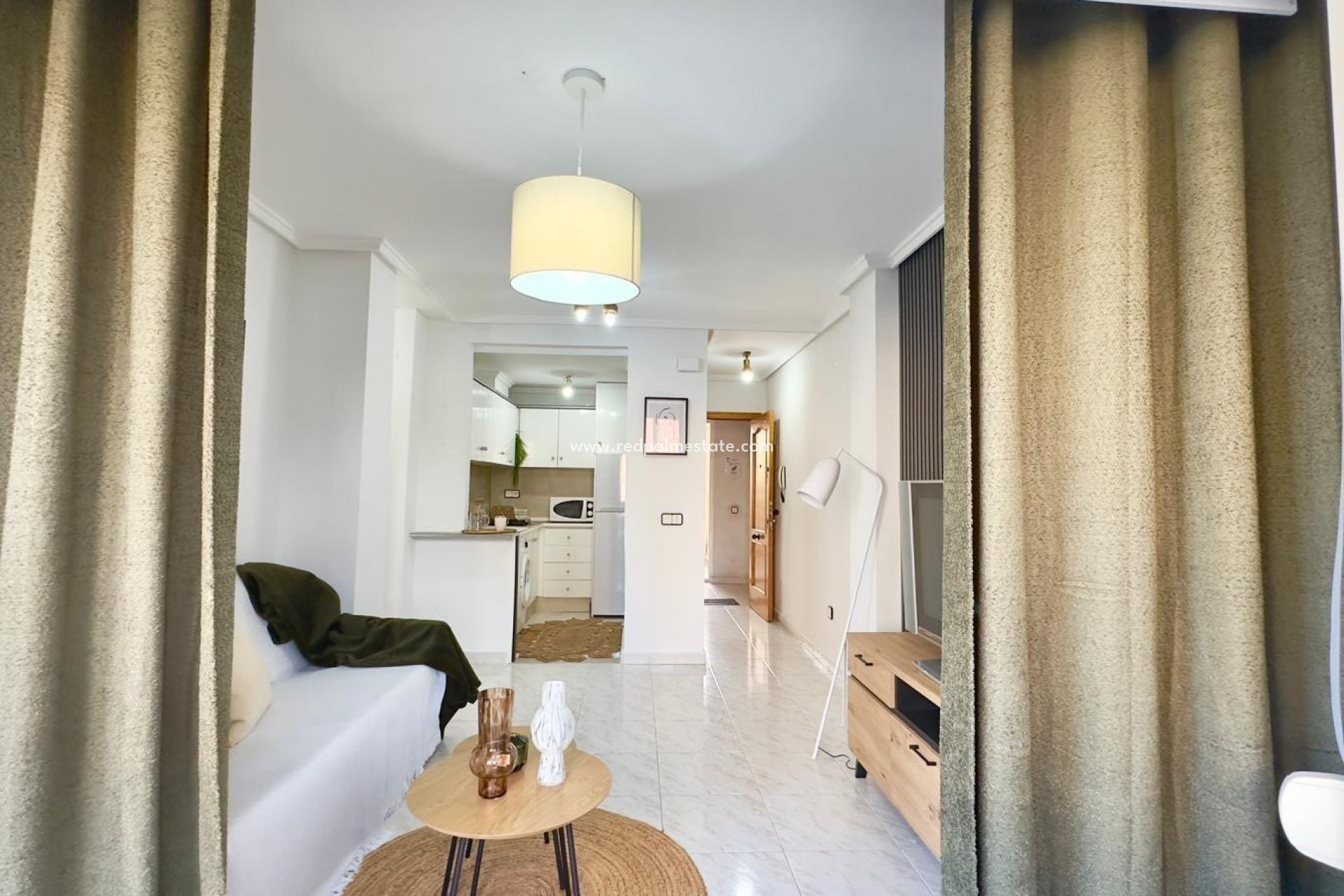 Resale - Apartments -
Torrevieja - Nueva Torrevieja - Aguas Nuevas