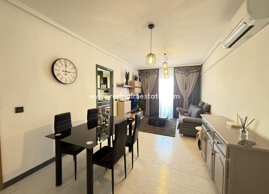 Resale - Apartments -
Torrevieja - PARQUE DE LAS NACIONES