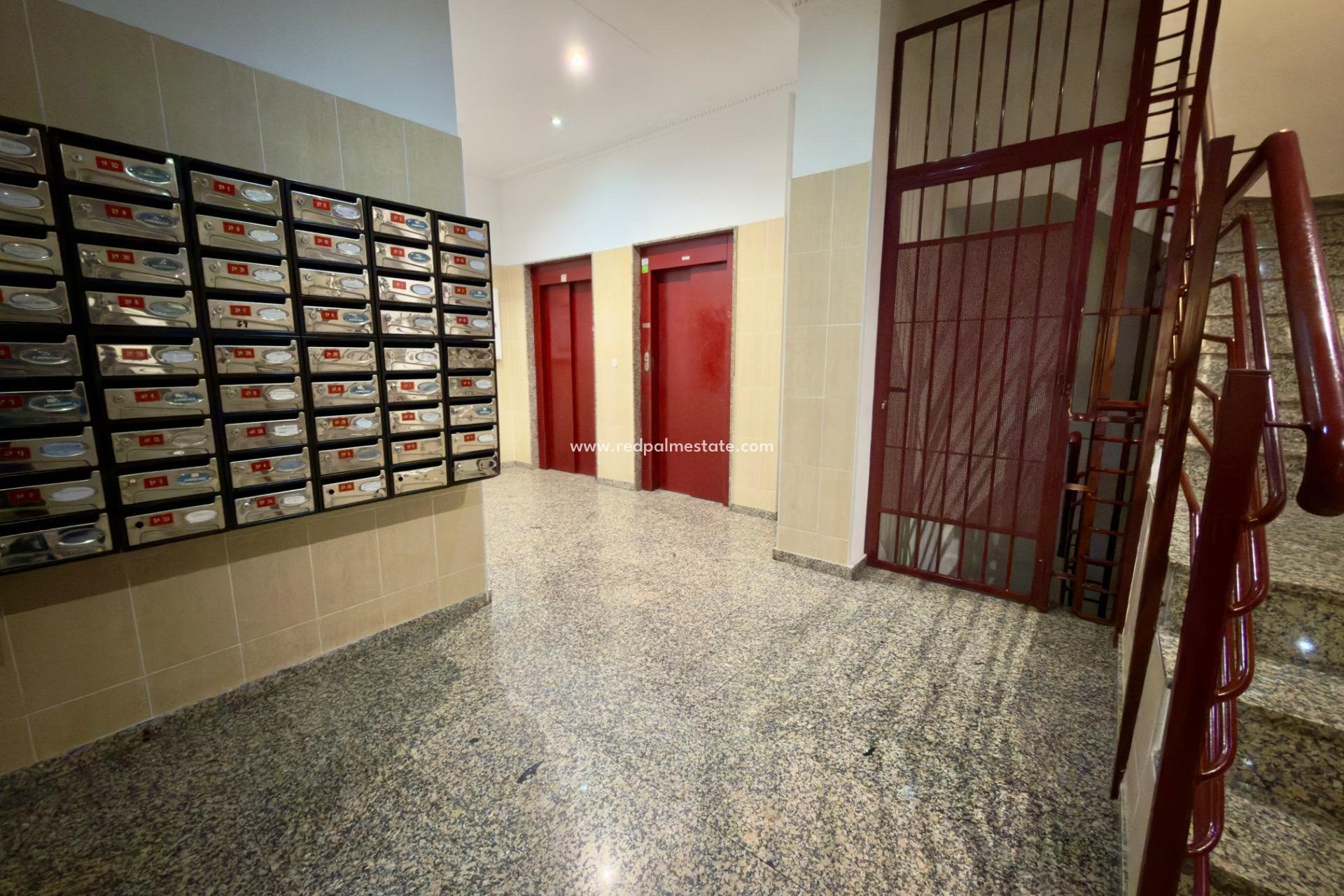 Resale - Apartments -
Torrevieja - PARQUE DE LAS NACIONES