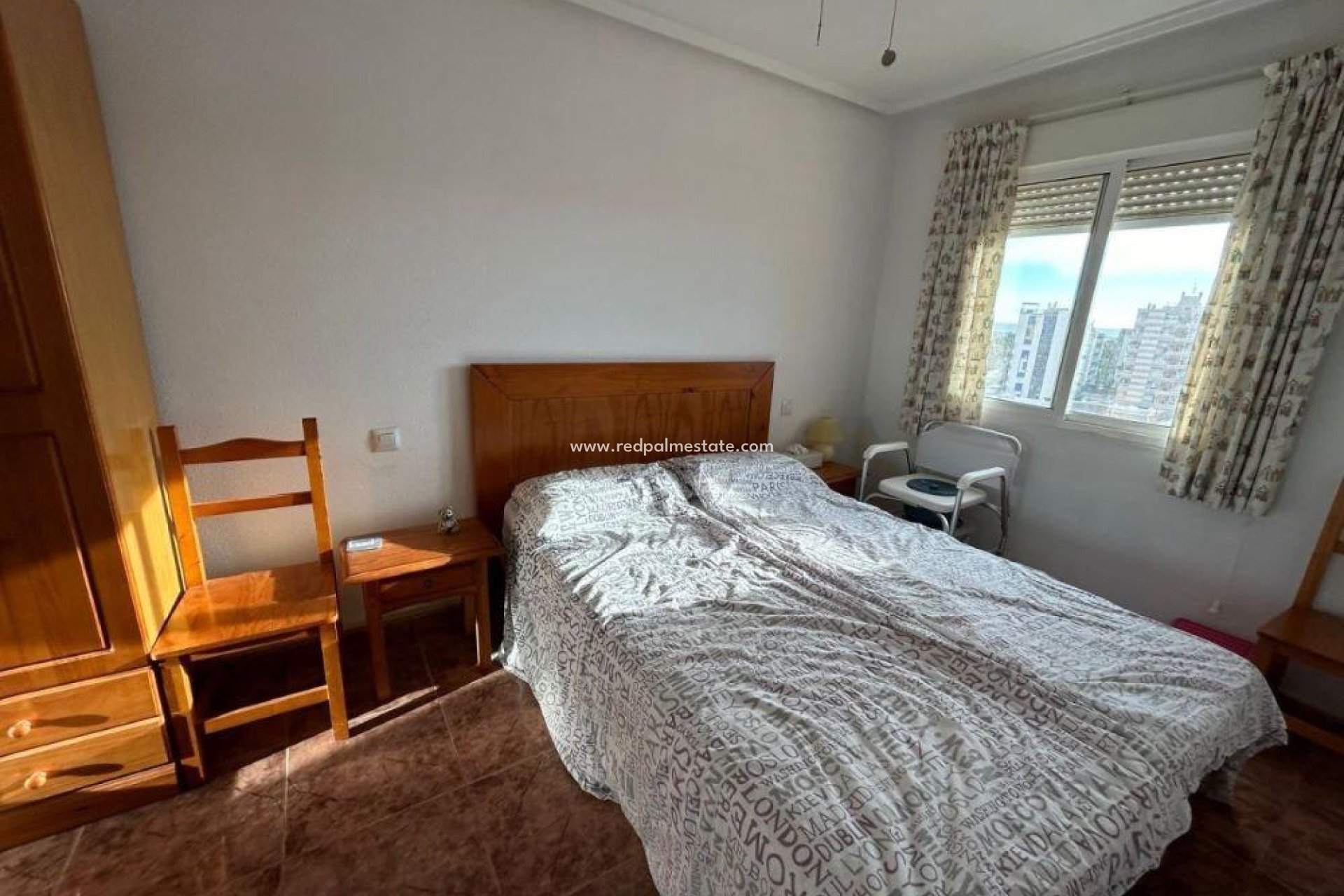 Resale - Apartments -
Torrevieja - Parque las naciones