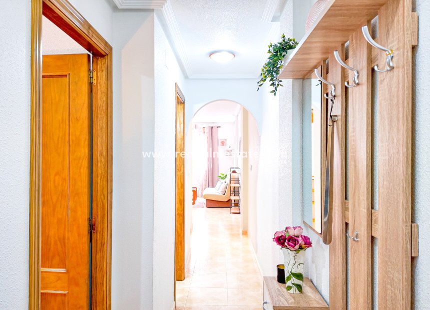 Resale - Apartments -
Torrevieja - Parque las naciones