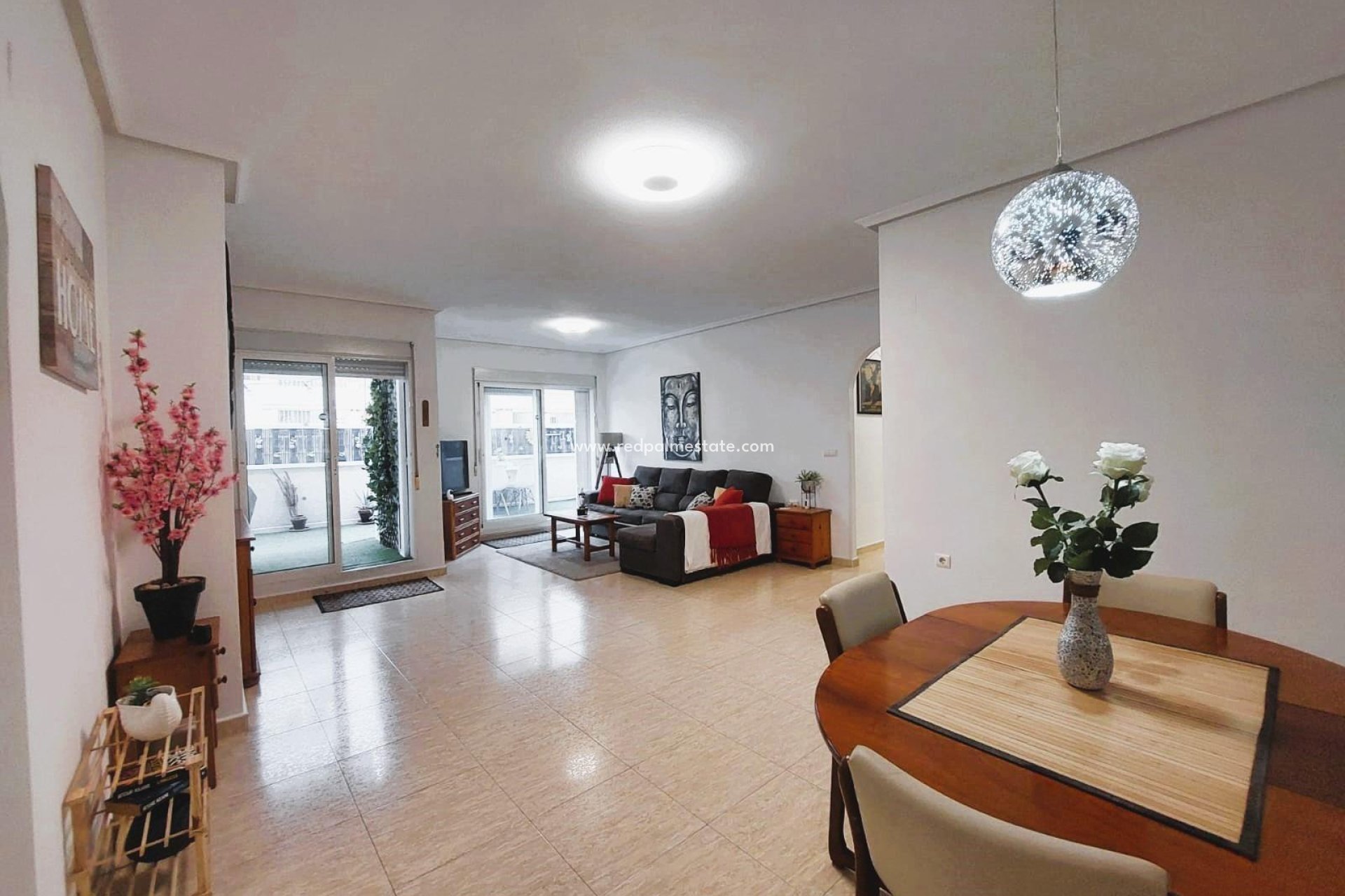 Resale - Apartments -
Torrevieja - Playa de los locos