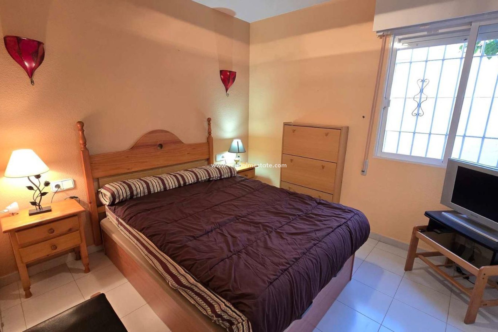 Resale - Apartments -
Torrevieja - Playa de los locos