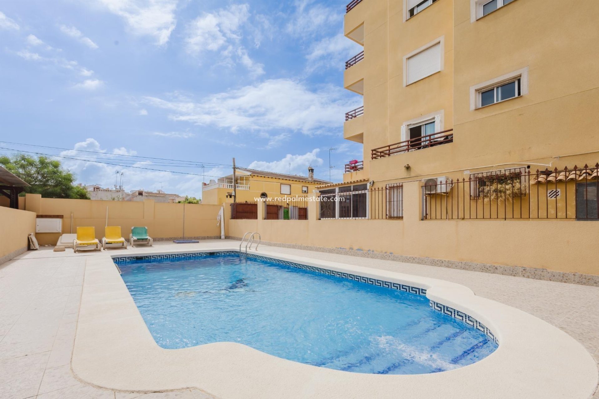 Resale - Apartments -
Torrevieja - Playa de los locos