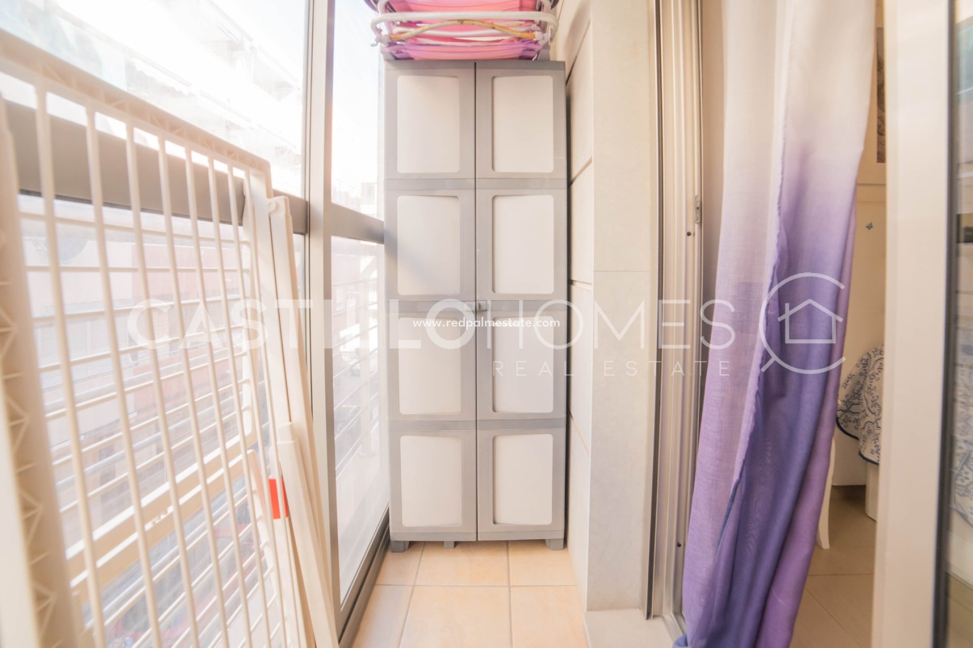 Resale - Apartments -
Torrevieja - Playa de los Locos