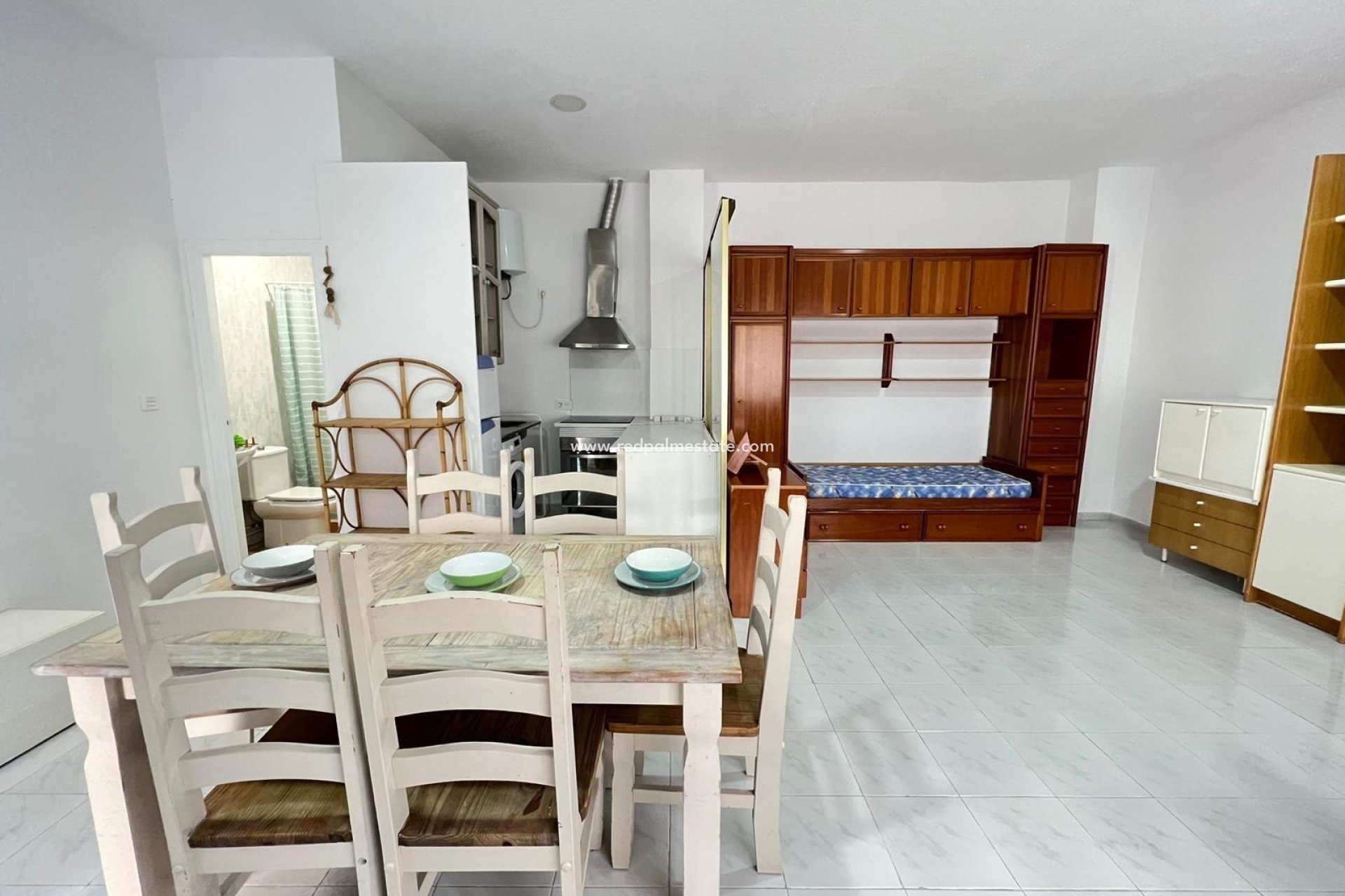 Resale - Apartments -
Torrevieja - Playa de los Locos