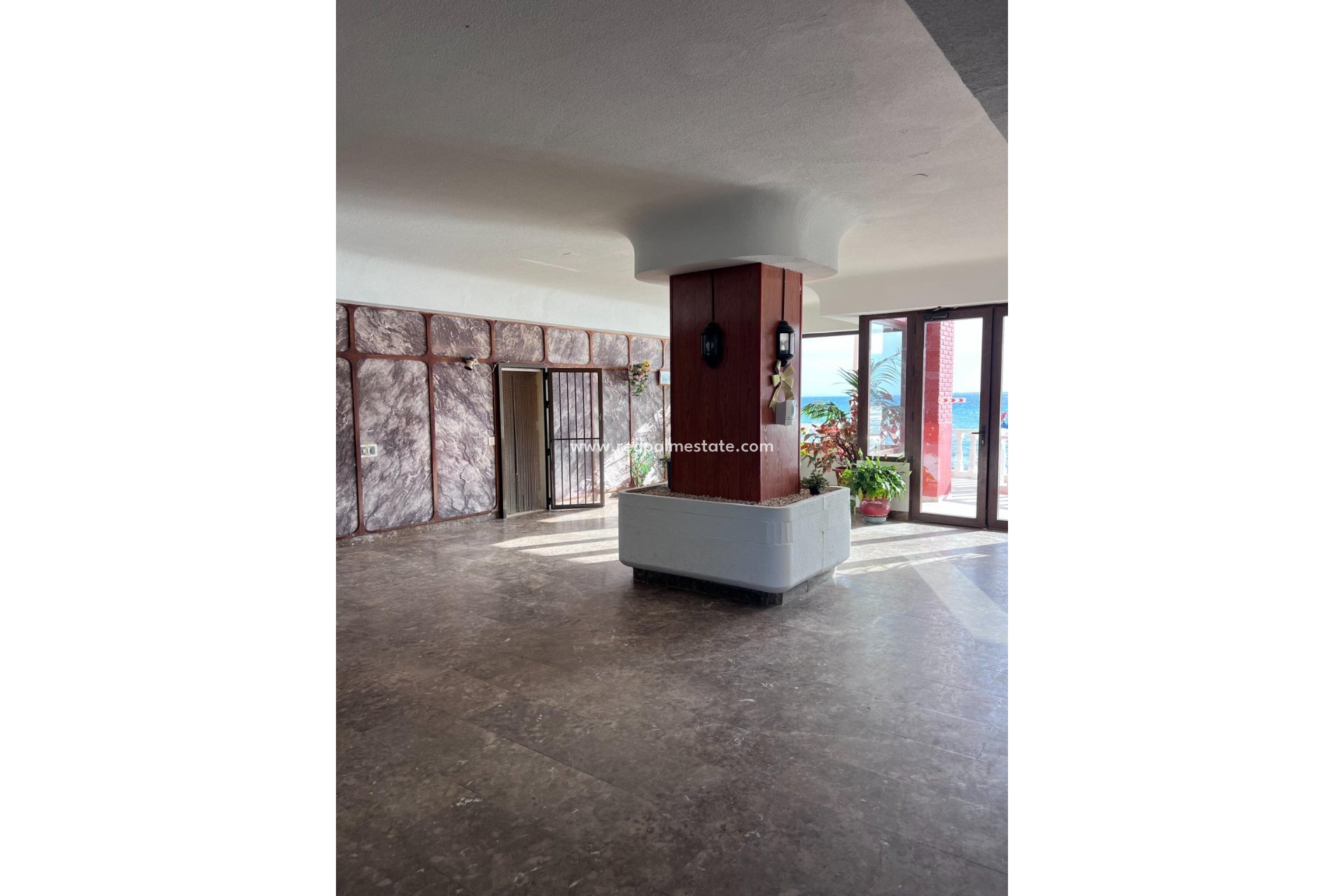 Resale - Apartments -
Torrevieja - Playa de los Locos