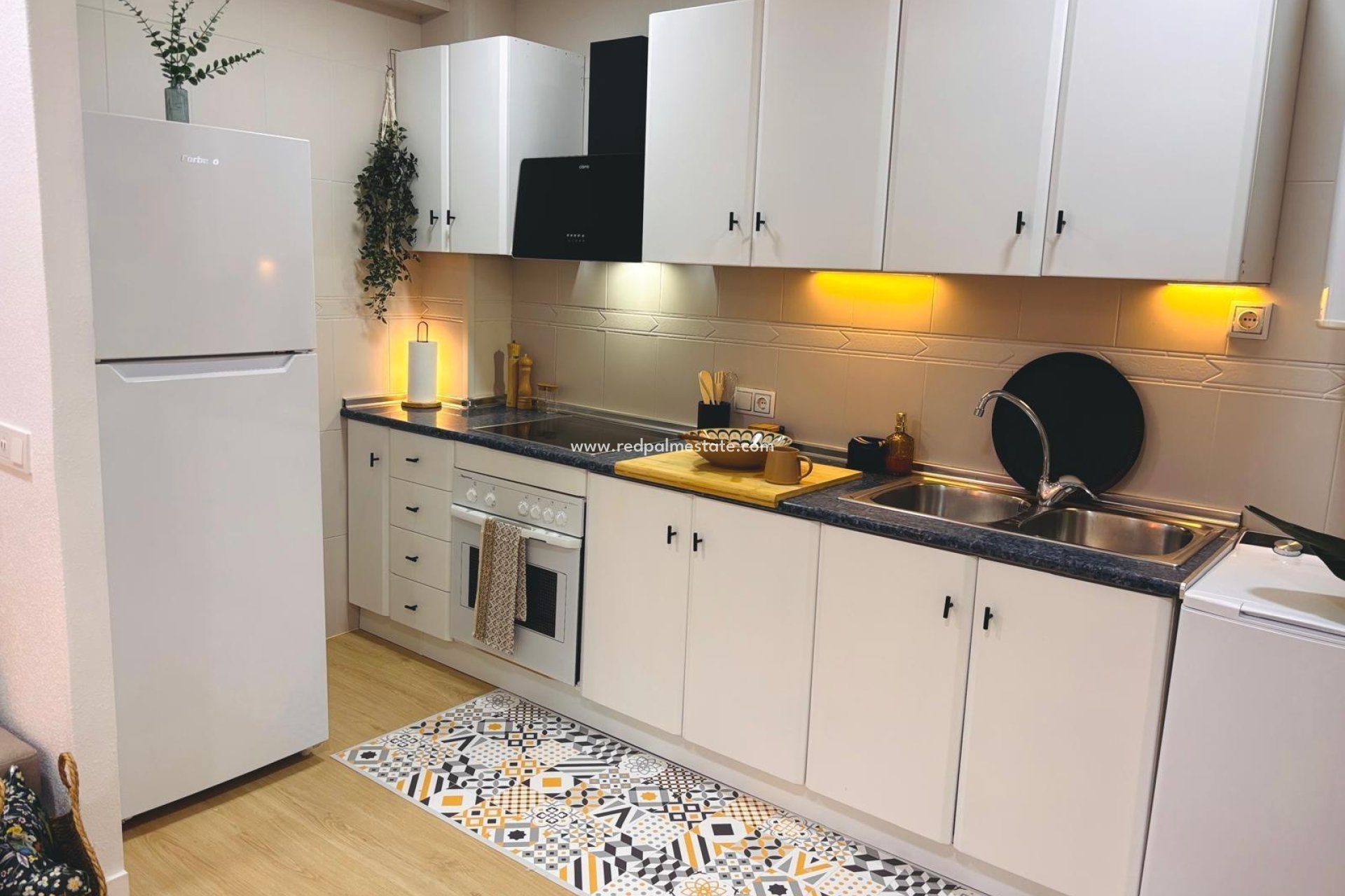 Resale - Apartments -
Torrevieja - Playa de los Locos