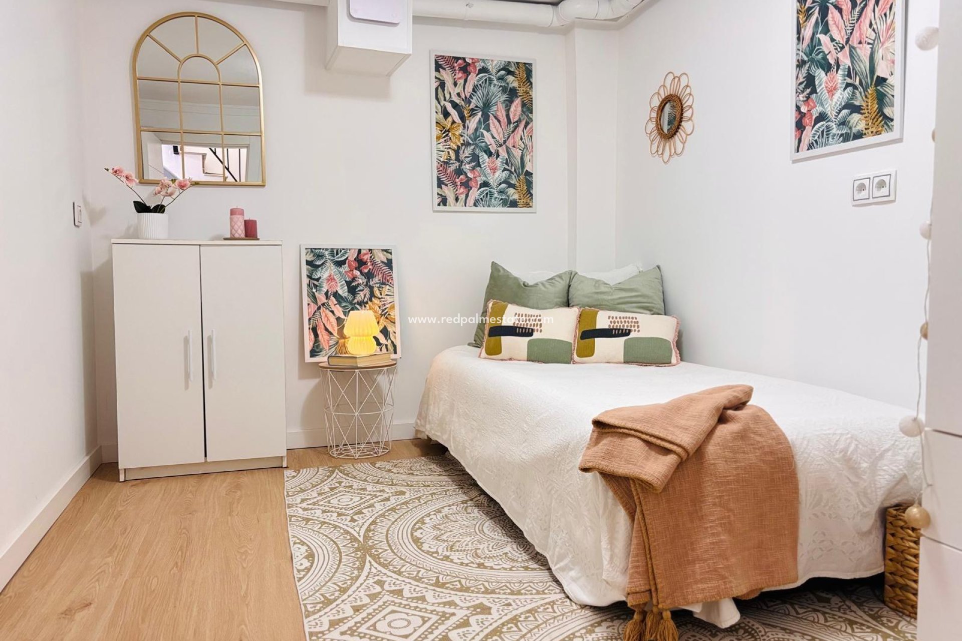 Resale - Apartments -
Torrevieja - Playa de los Locos