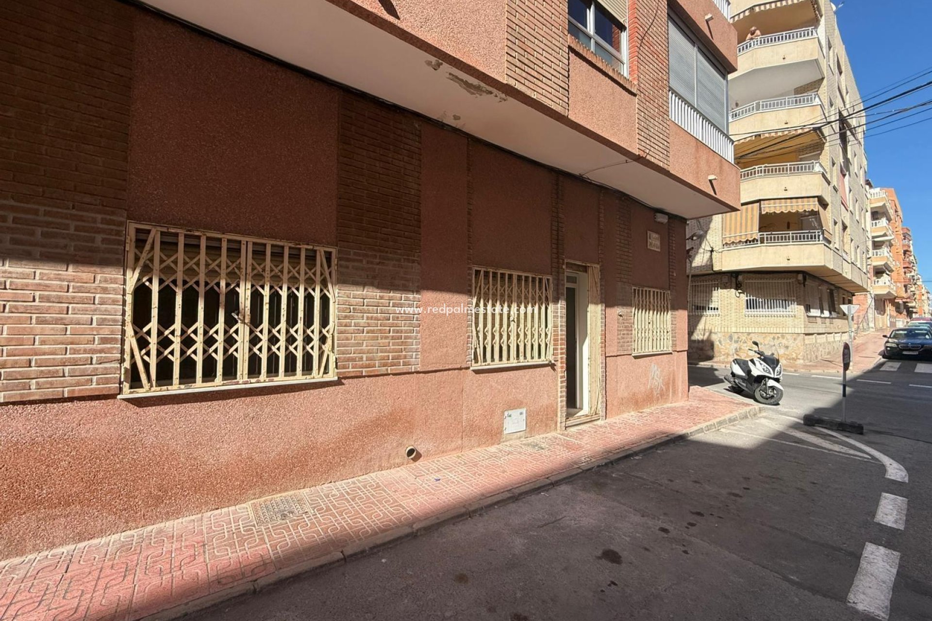 Resale - Apartments -
Torrevieja - Playa de los Locos
