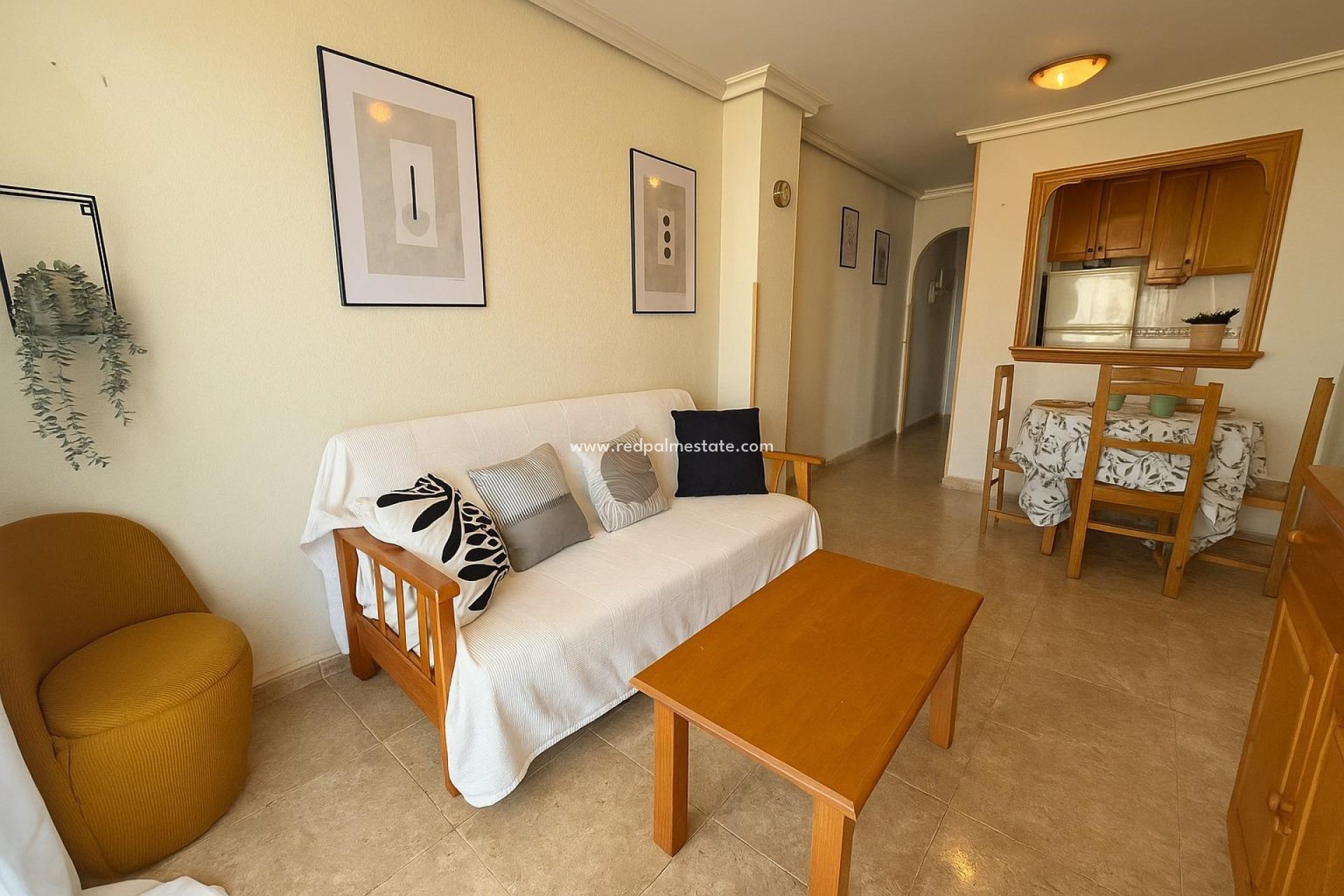 Resale - Apartments -
Torrevieja - Playa de los Locos