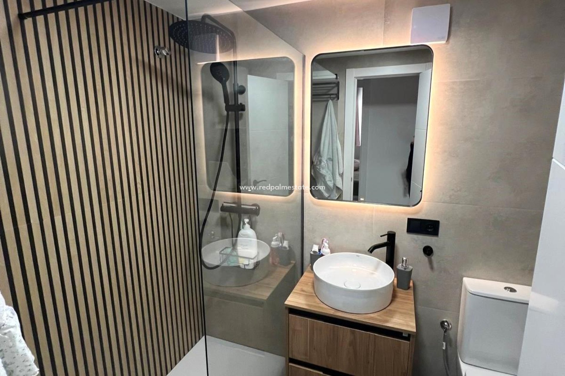 Resale - Apartments -
Torrevieja - Playa de los Locos