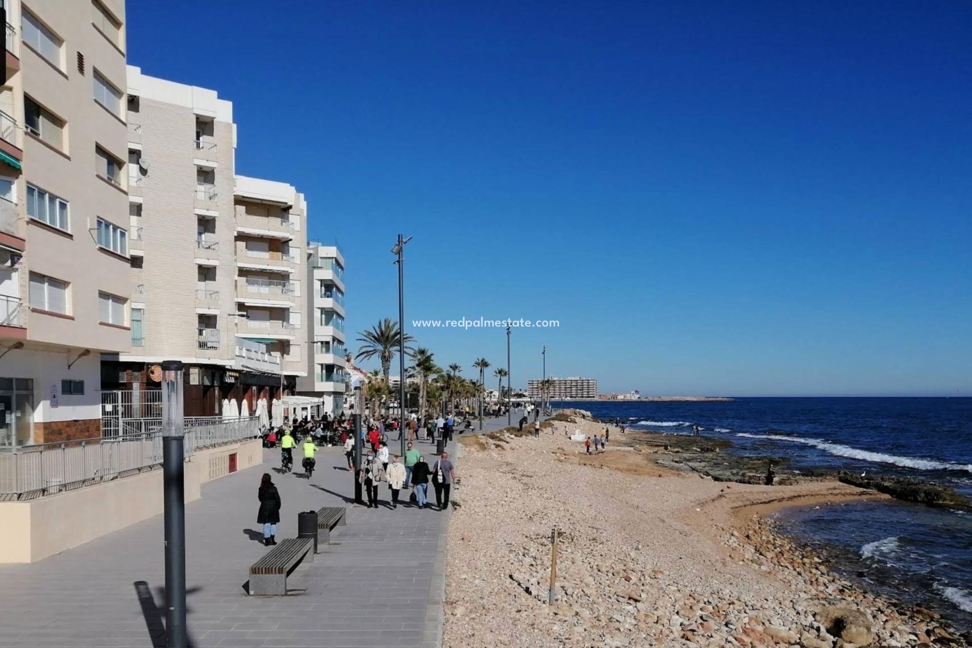 Resale - Apartments -
Torrevieja - Playa de los Locos