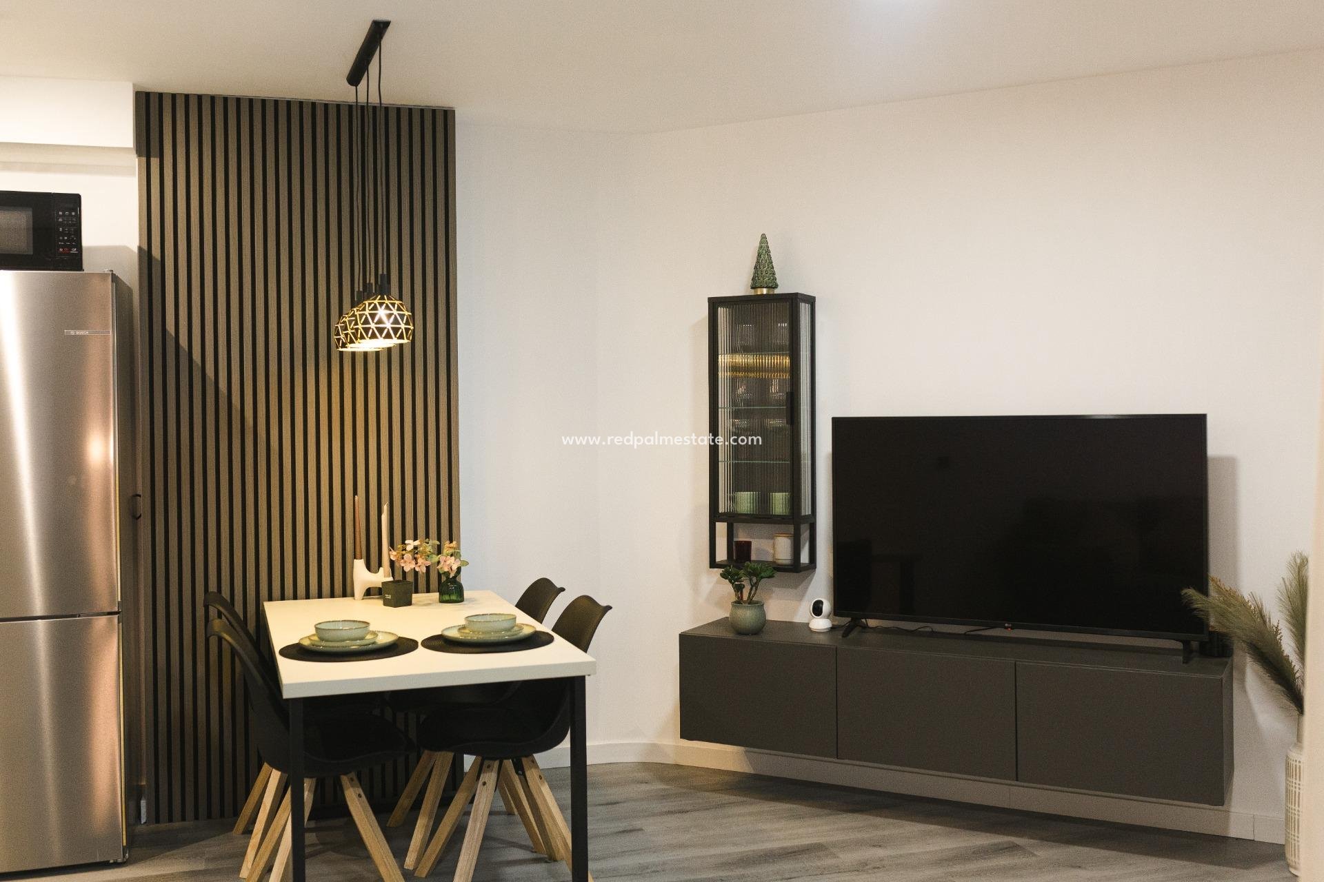 Resale - Apartments -
Torrevieja - Playa de los Locos